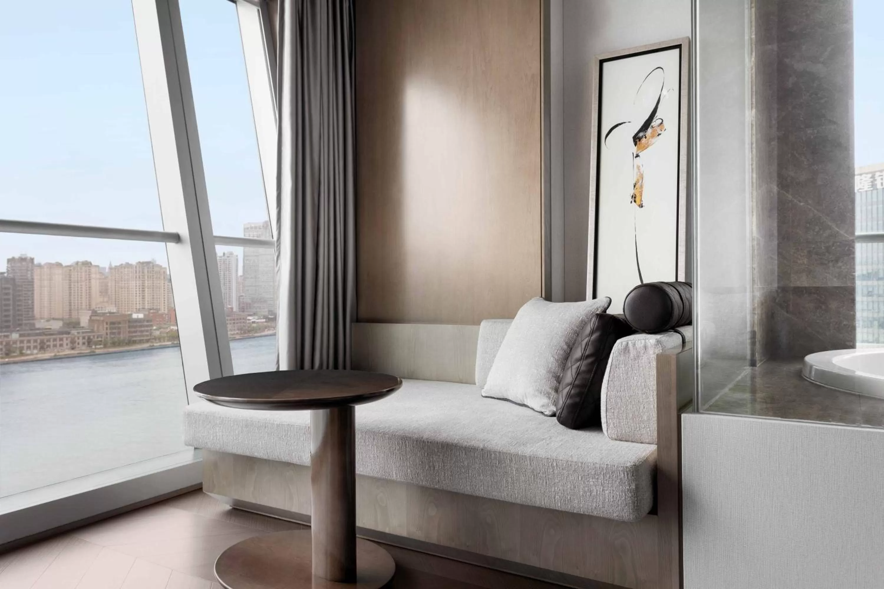 Photo of the whole room, Bed in JW Marriott Marquis Hotel Shanghai Pudong