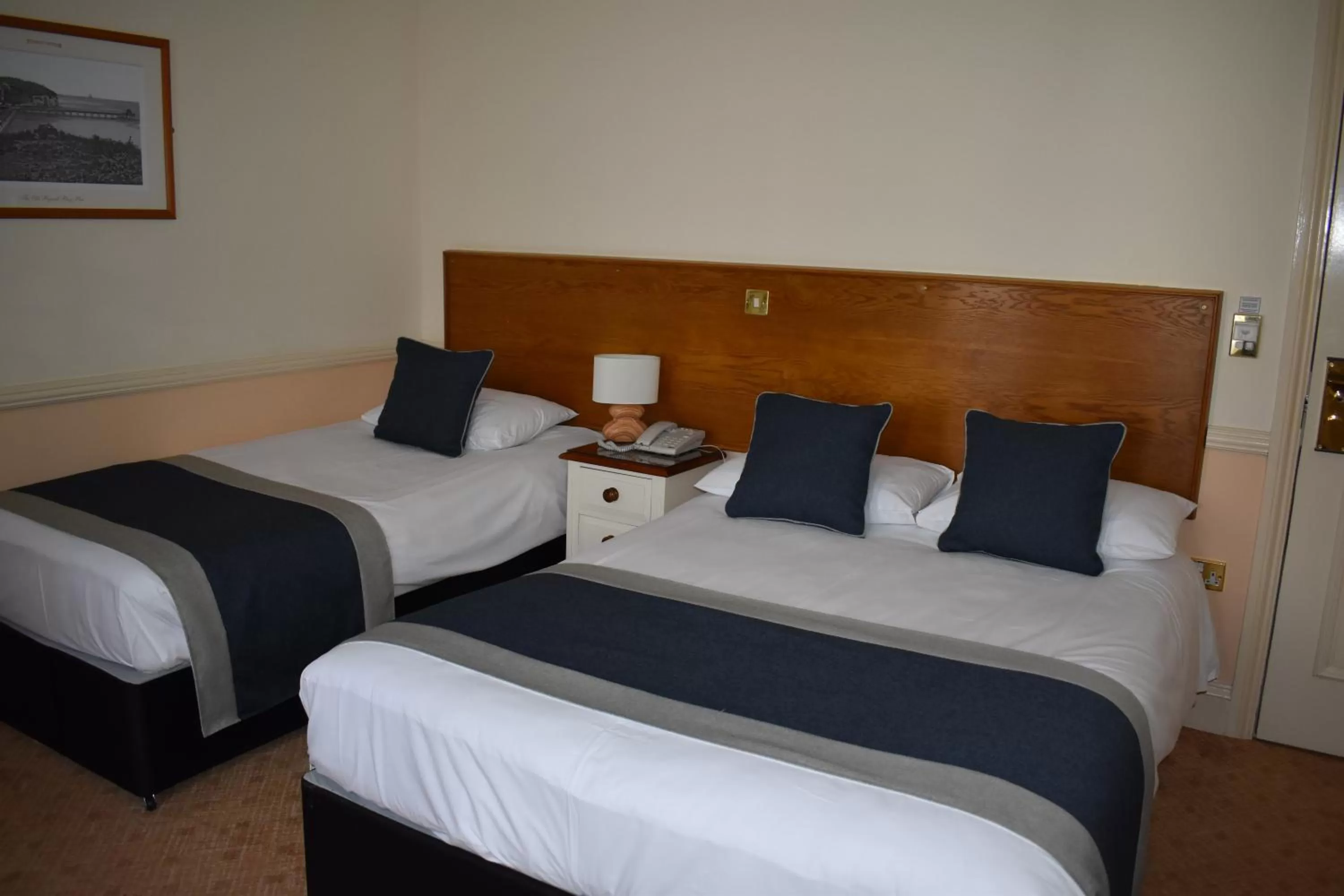 Bedroom, Bed in The Pegwell Bay Hotel