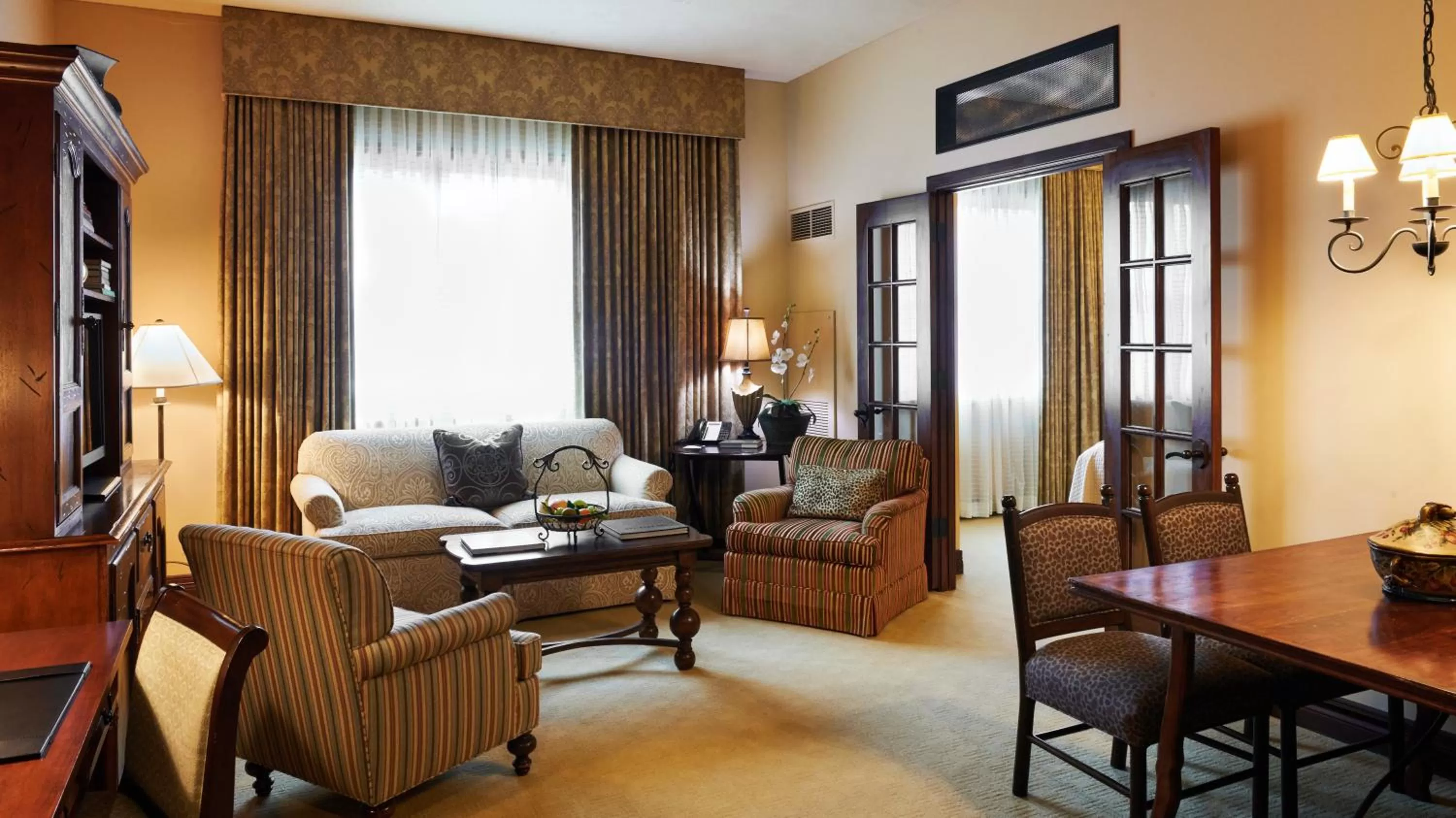Executive Junior Suite in Hotel Granduca Houston