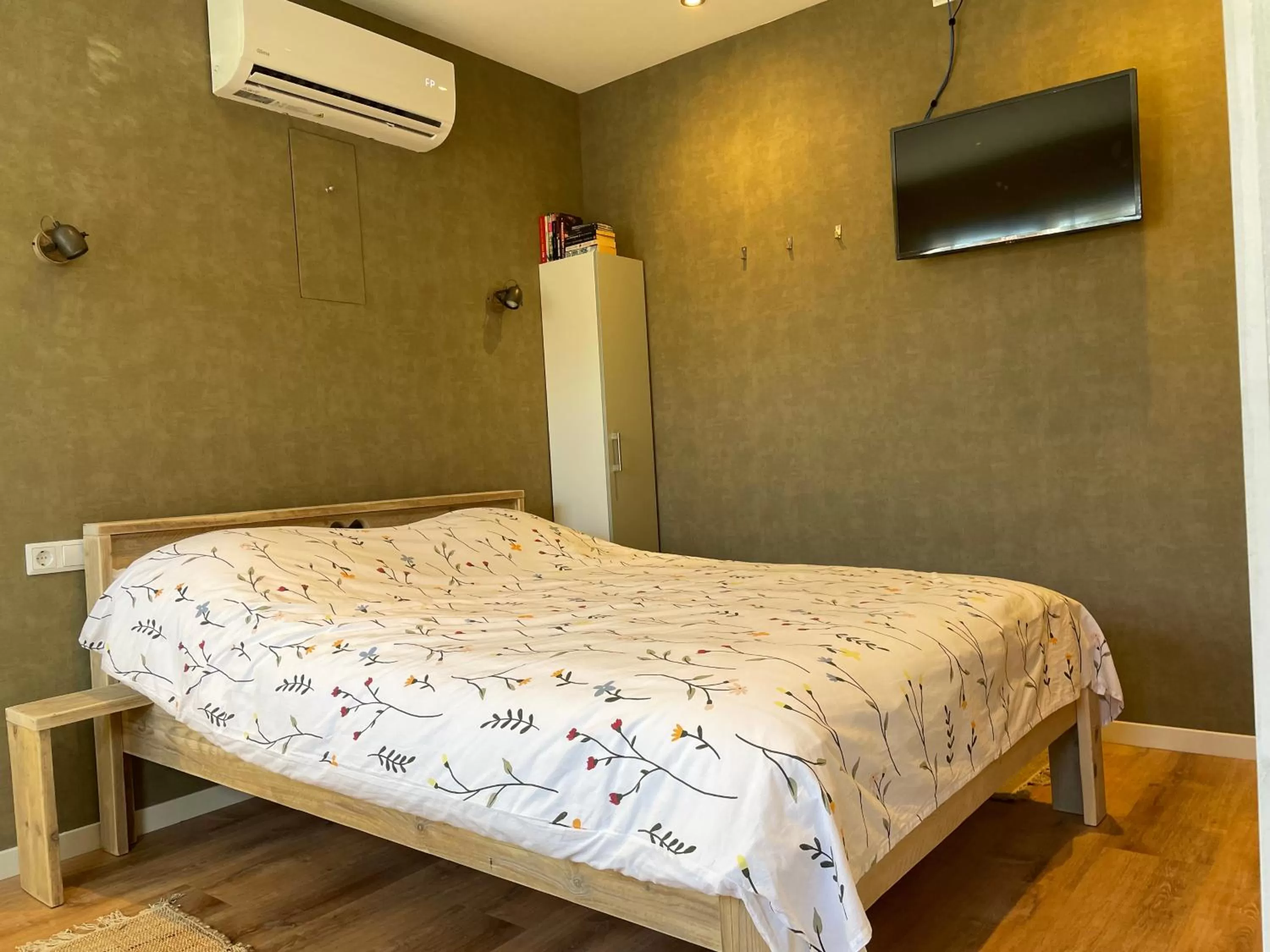 Bed in Bed & Breakfast Danina