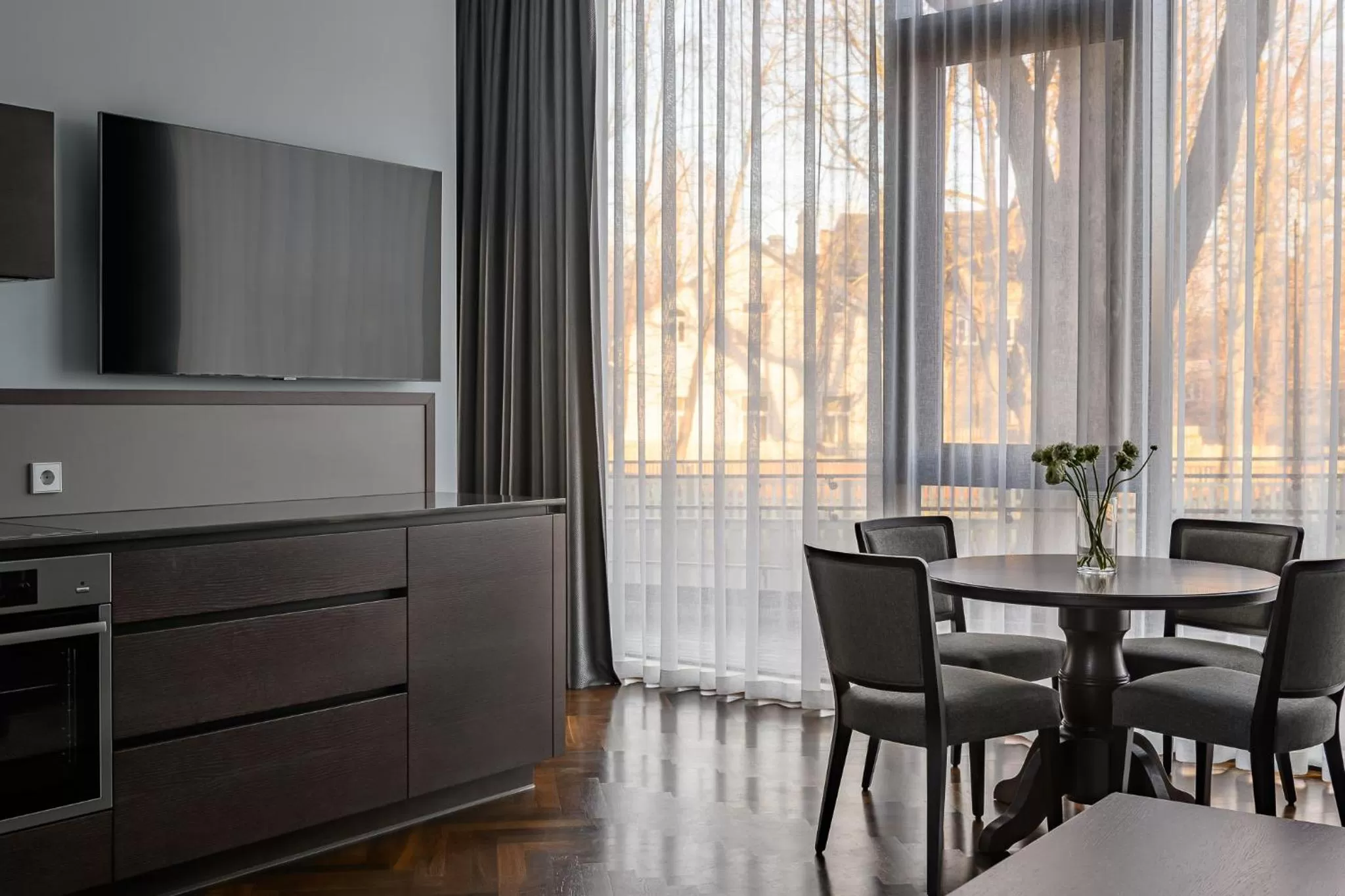 TV and multimedia, TV/Entertainment Center in Roze Peldu Residence