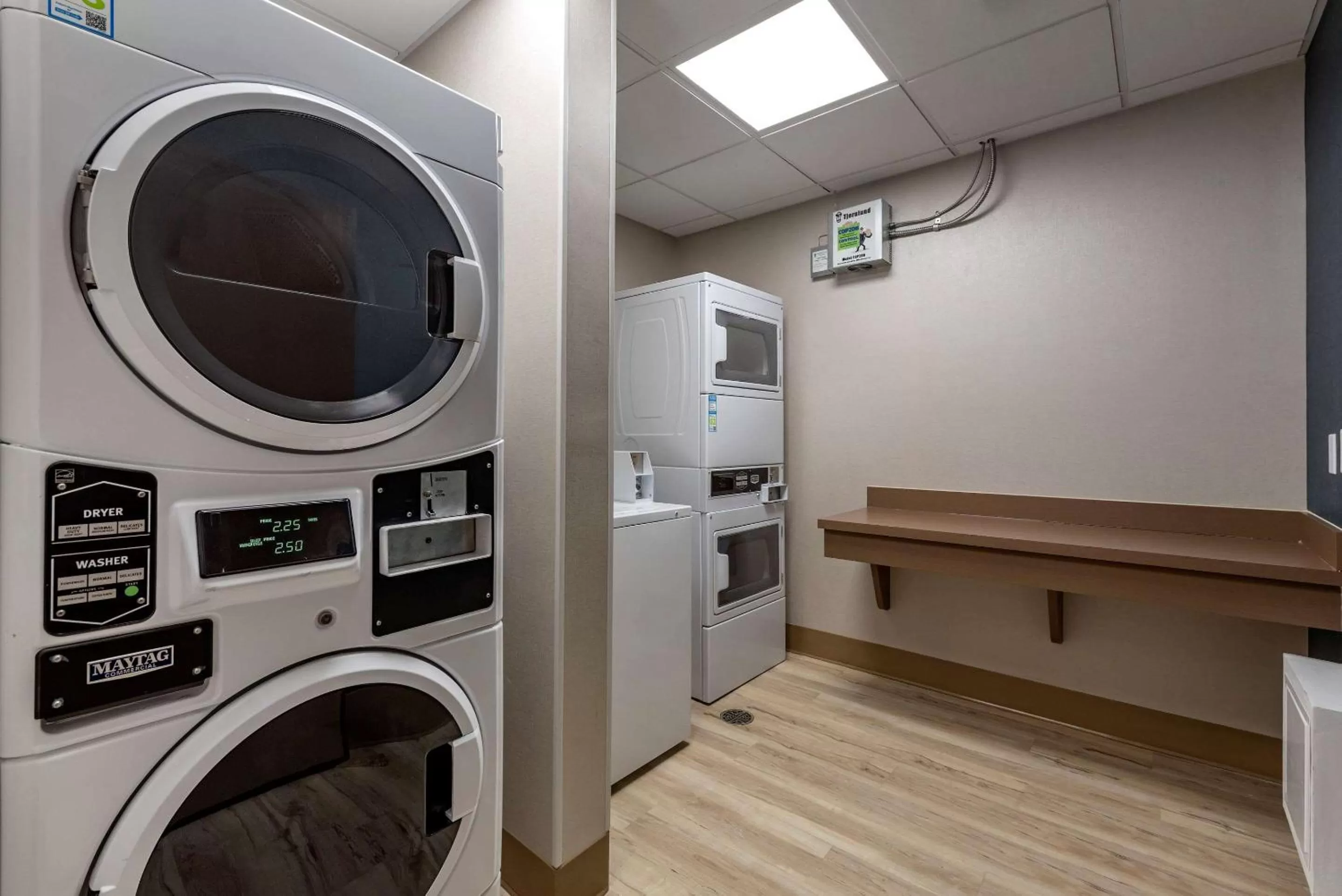 laundry in Comfort Suites Colorado Springs East - Medical Center Area