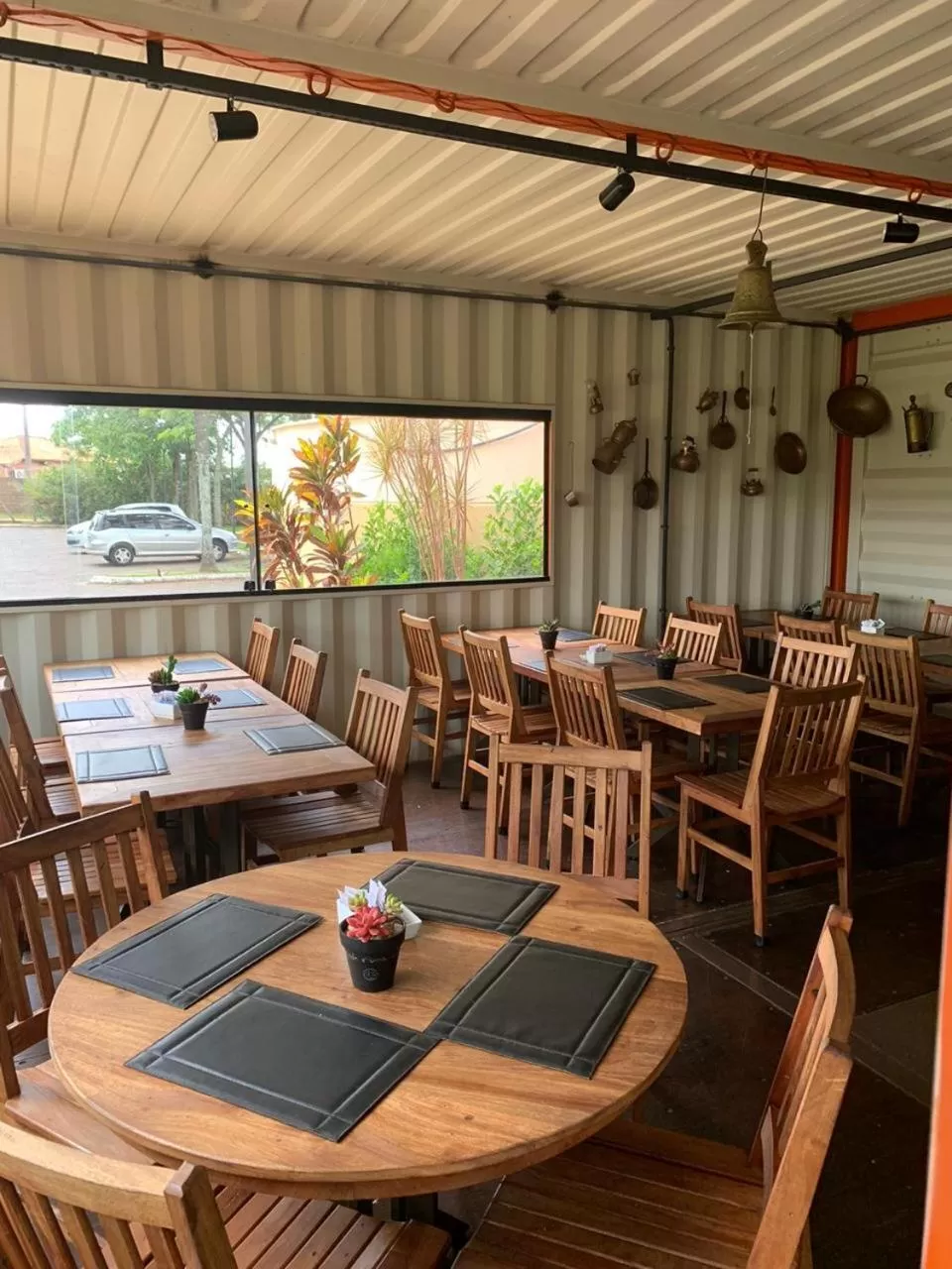 Restaurant/places to eat in Comfort Franca