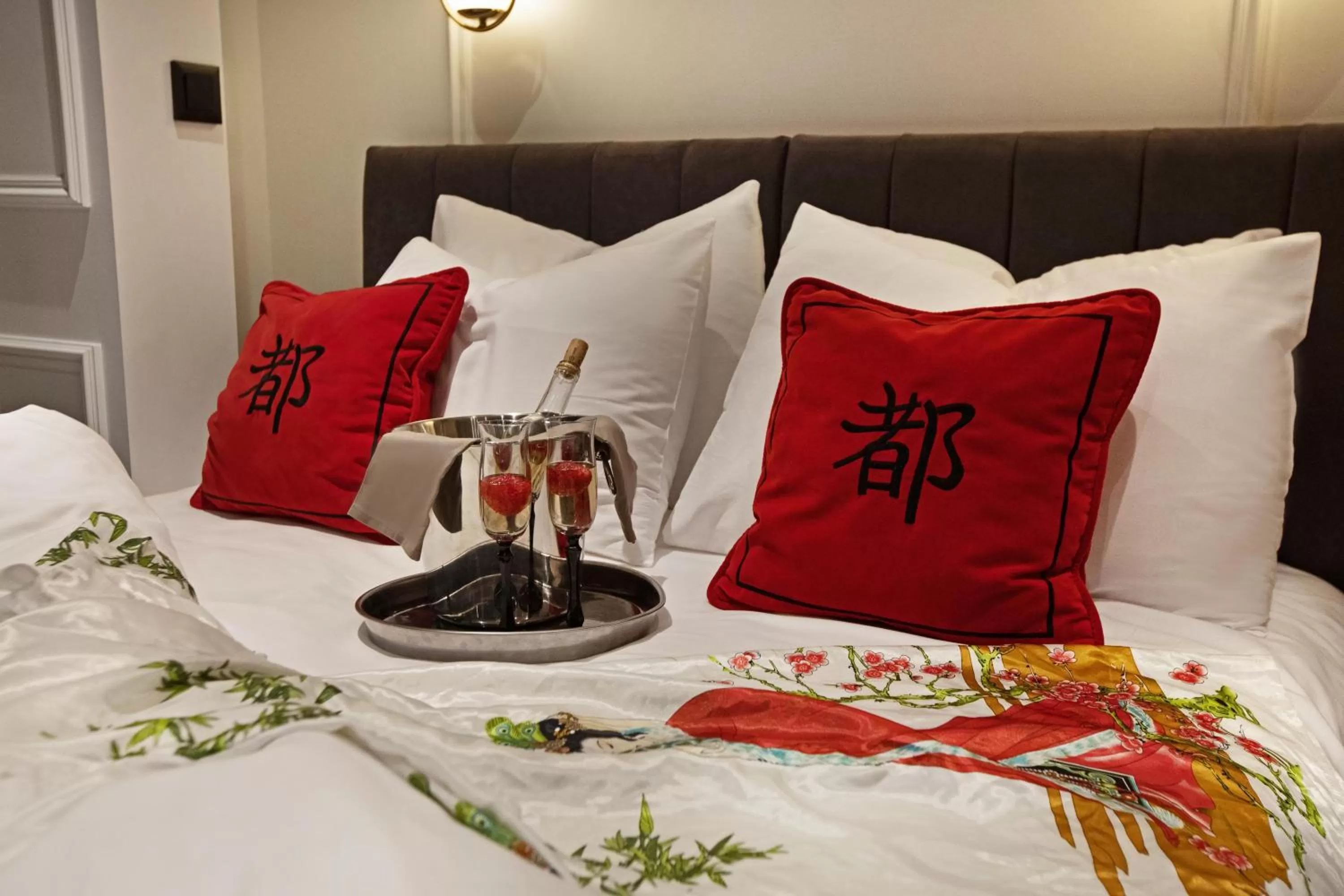 Decorative detail, Bed in The Trinity Hotel Taksim - Special Category