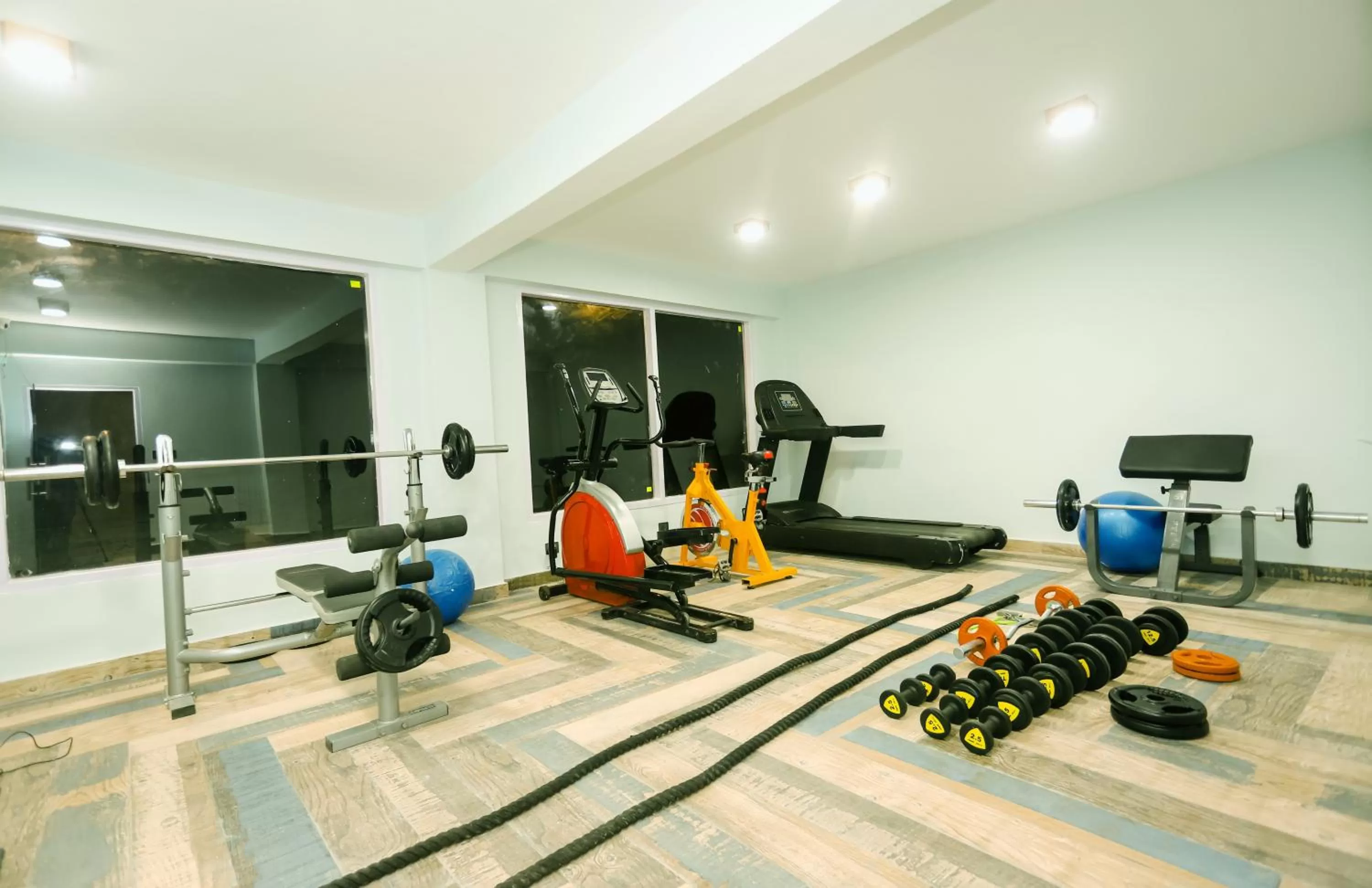 Fitness centre/facilities in Hotel Smugglers Mountain View - central heated & air Cooled
