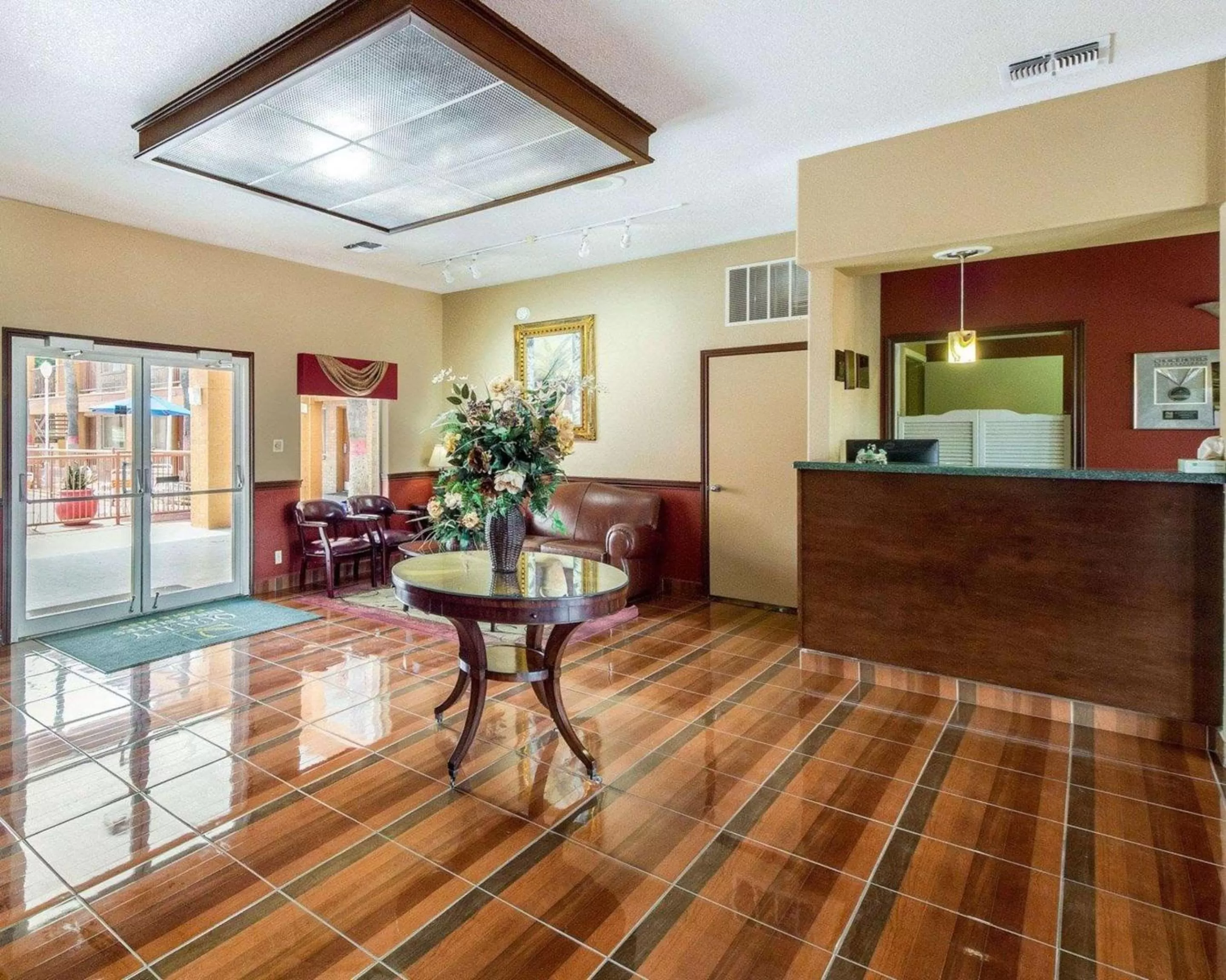 Lobby or reception in Econo Lodge Inn & Suites Eagle Pass