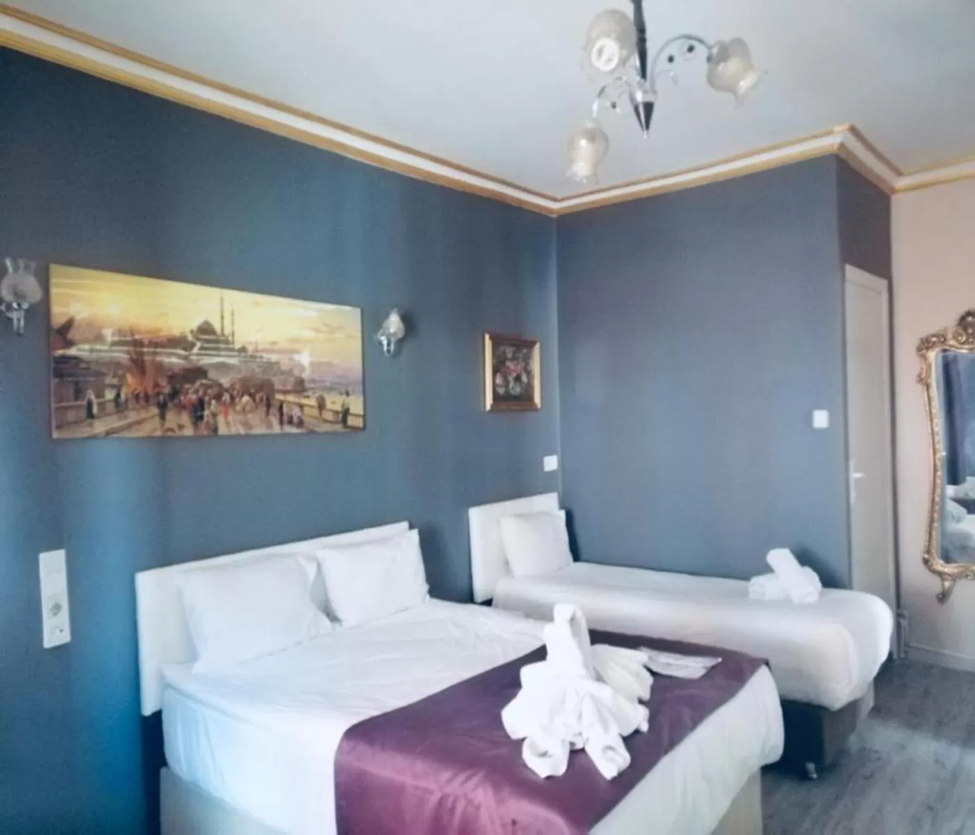 Bed in Old City Family Hotel