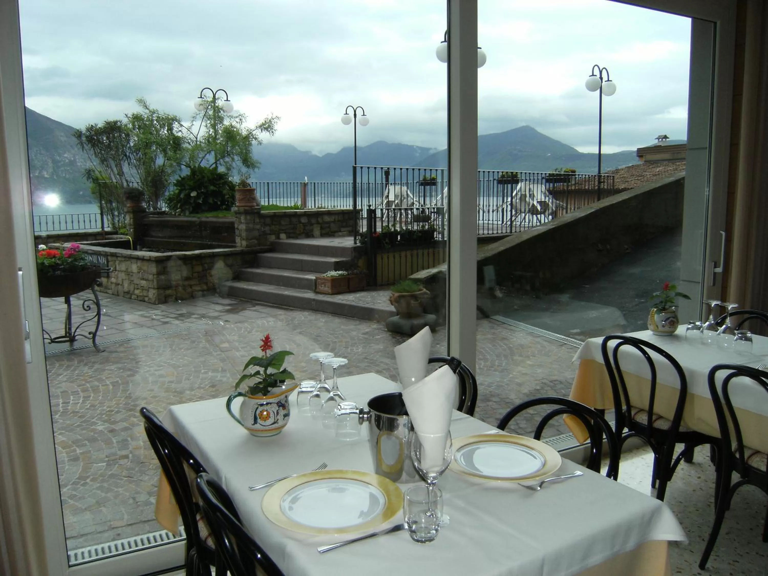 Restaurant/places to eat in Locanda del Lago Rosmunda