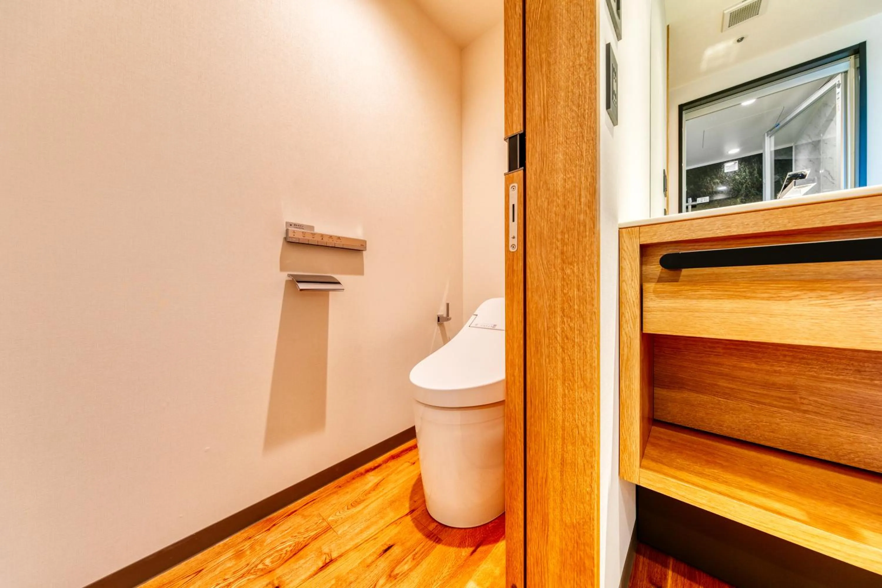 Toilet in Umekoji Potel KYOTO