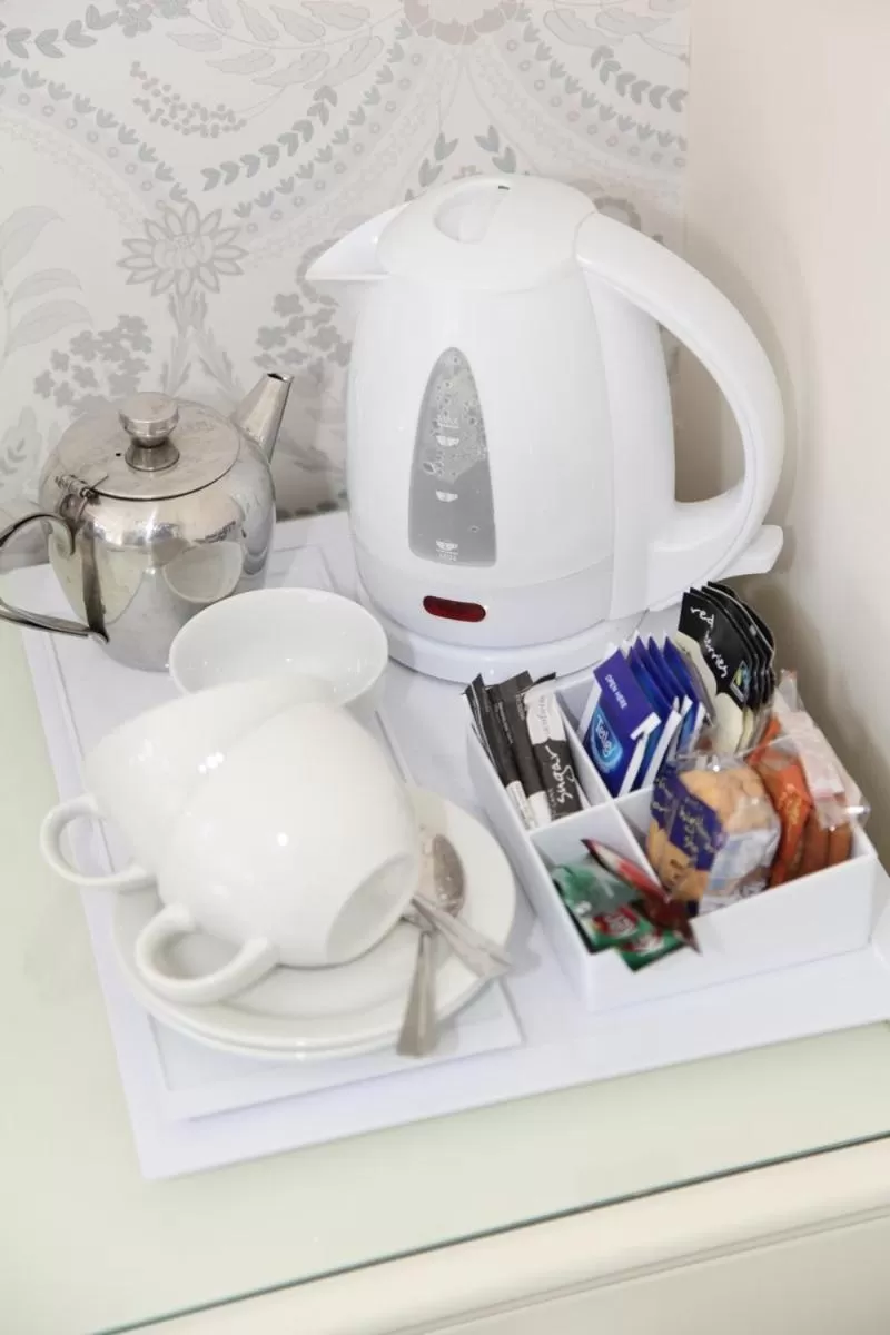 Decorative detail, Coffee/Tea Facilities in The Hinton Guest House