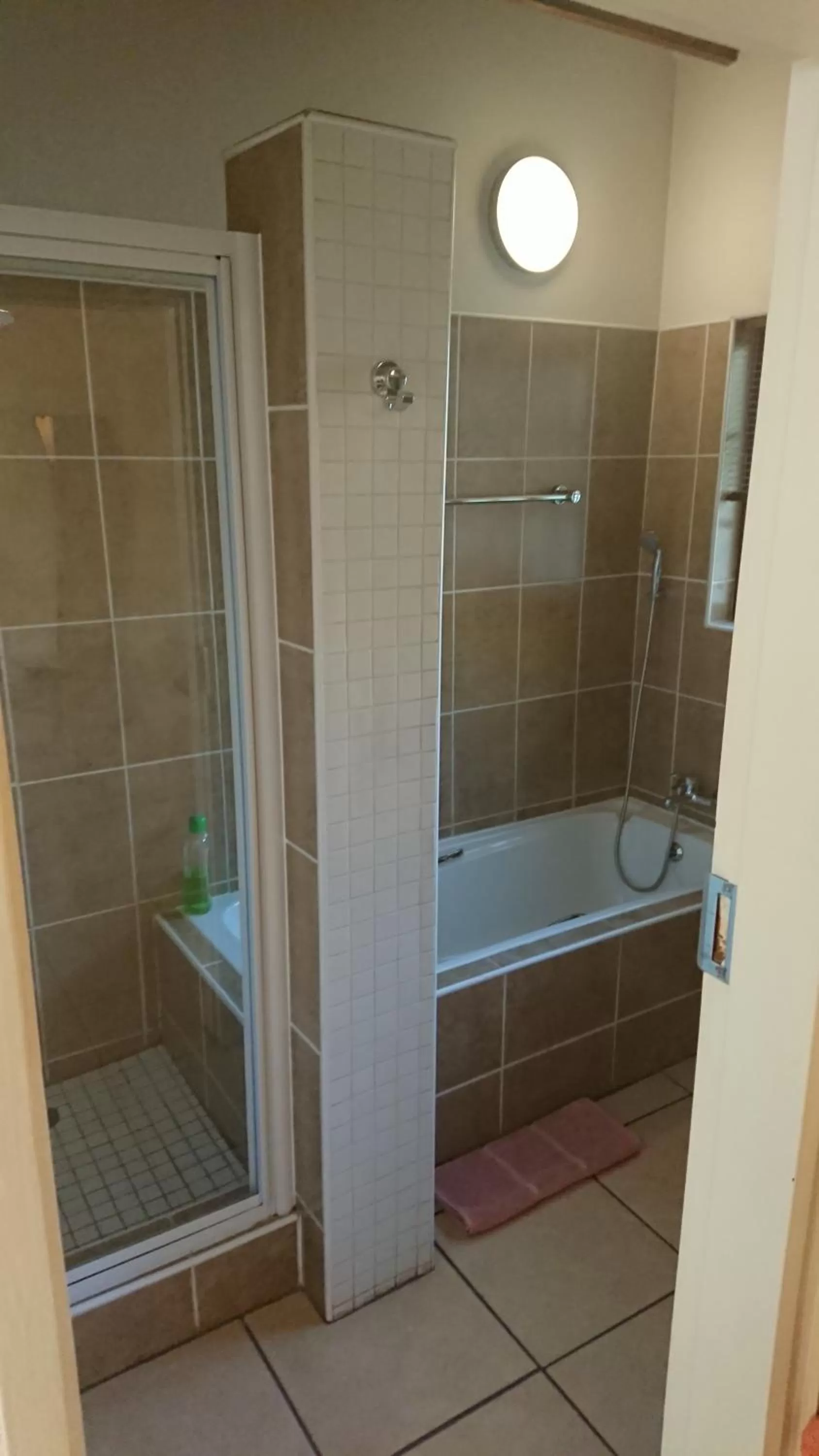 Bathroom in The Highveld Cape Inn