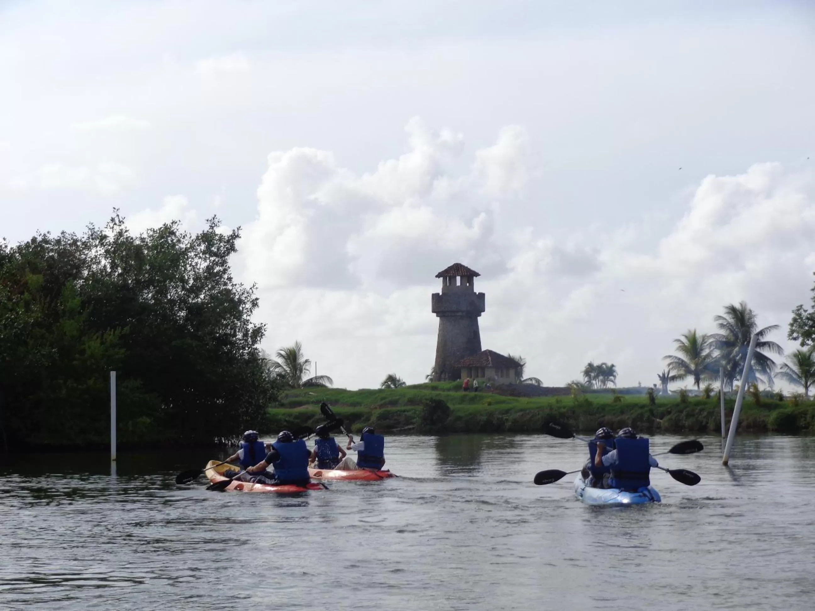 Activities in Amatique Bay Hotel