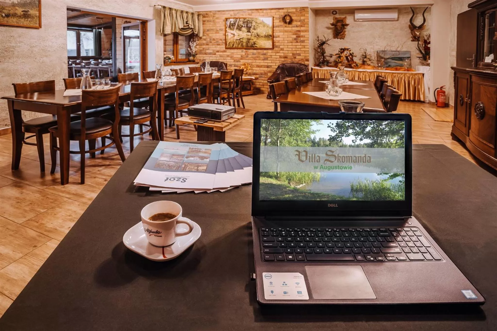 Business facilities in Villa Skomanda