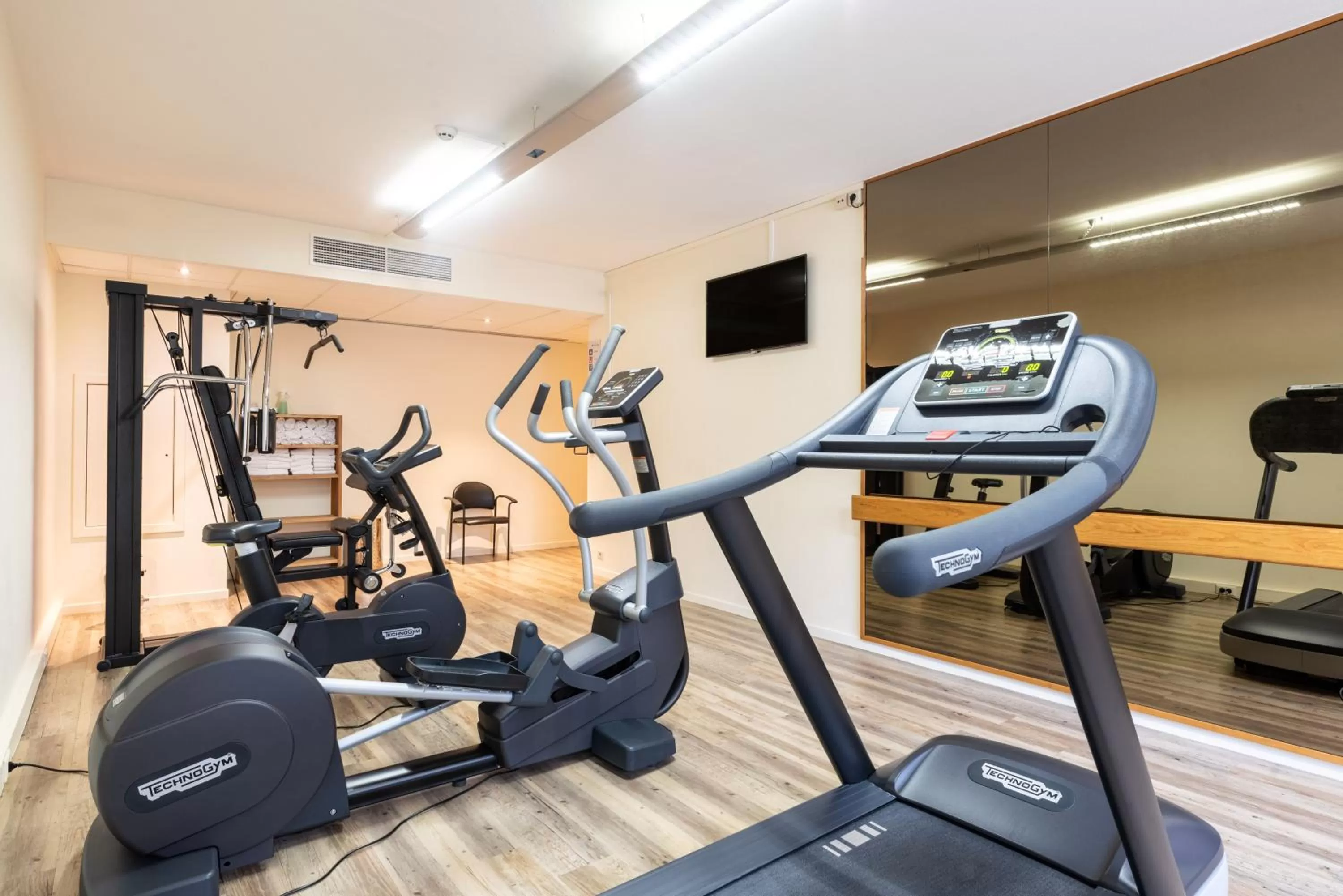 Fitness centre/facilities in Mercure Antwerp City South