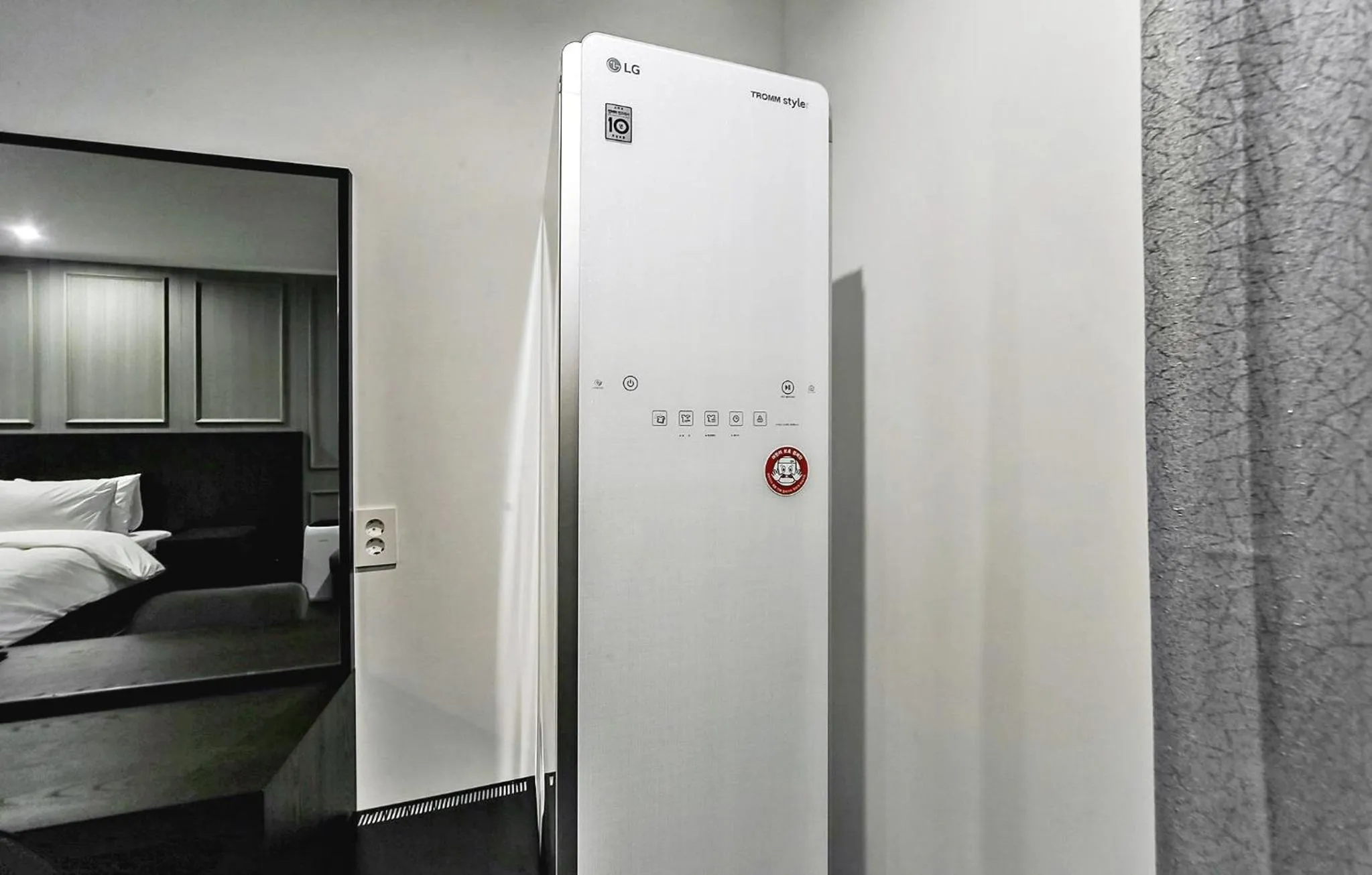 Bed in Hotel Noblestay