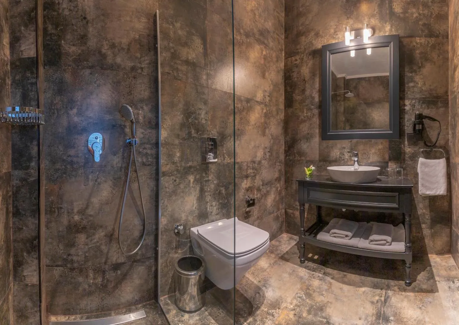 Bathroom in Hotel Marina Bay Göcek