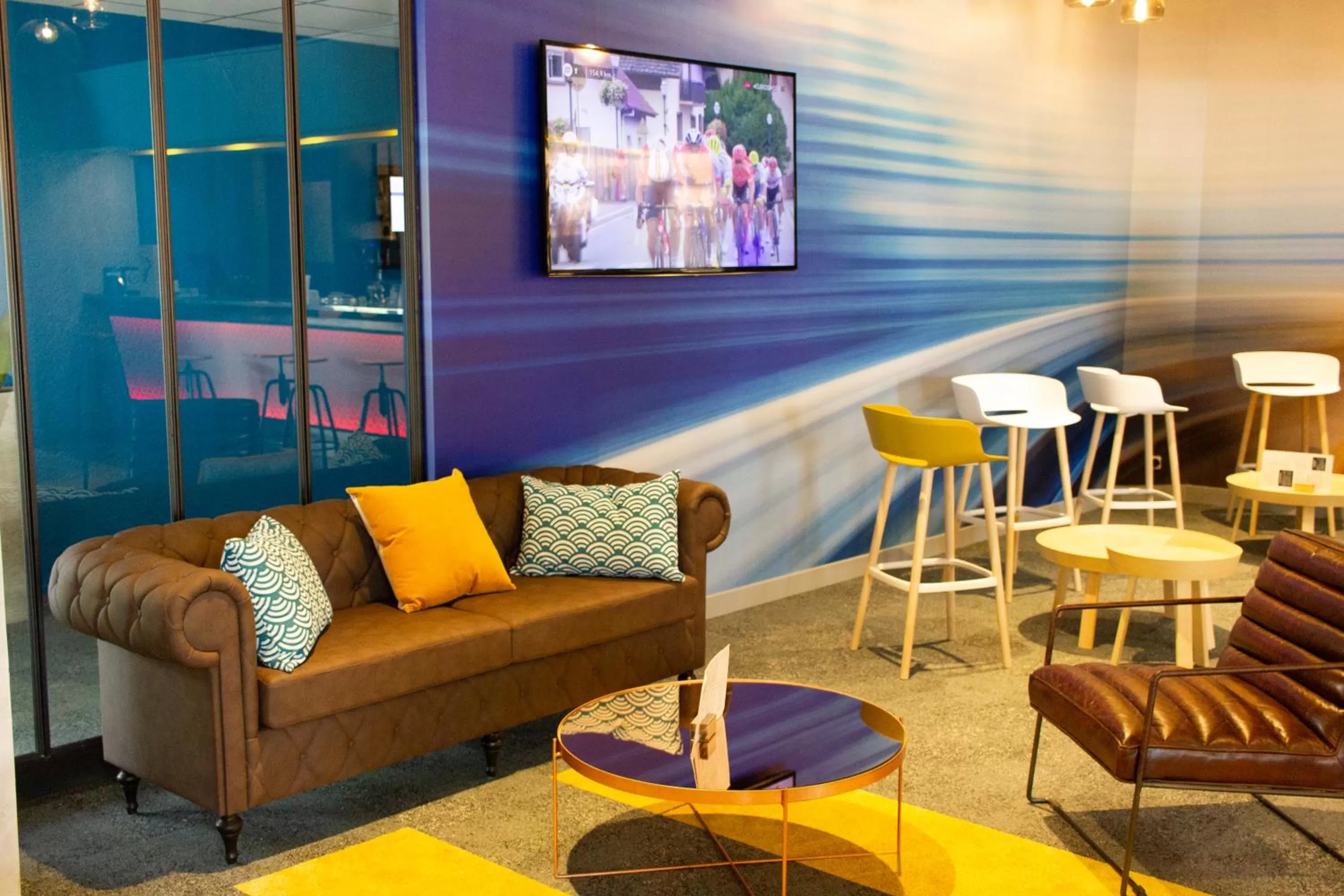 Communal lounge/ TV room in Novotel Le Mans
