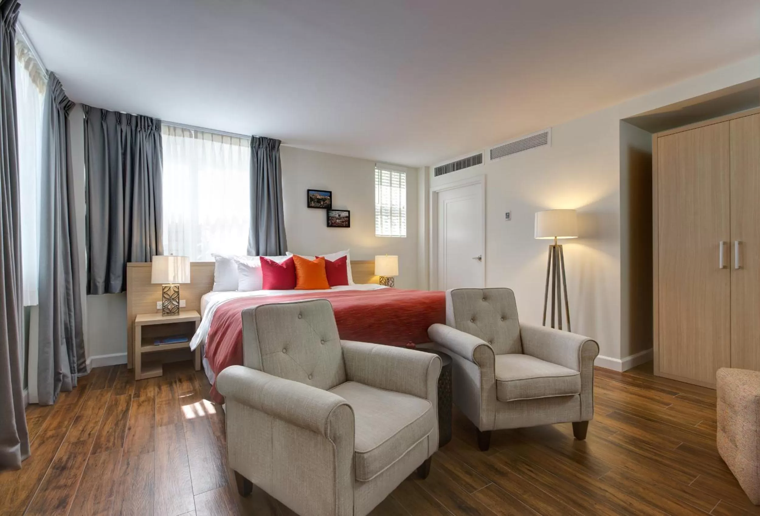 Day in Villa Italia South Beach