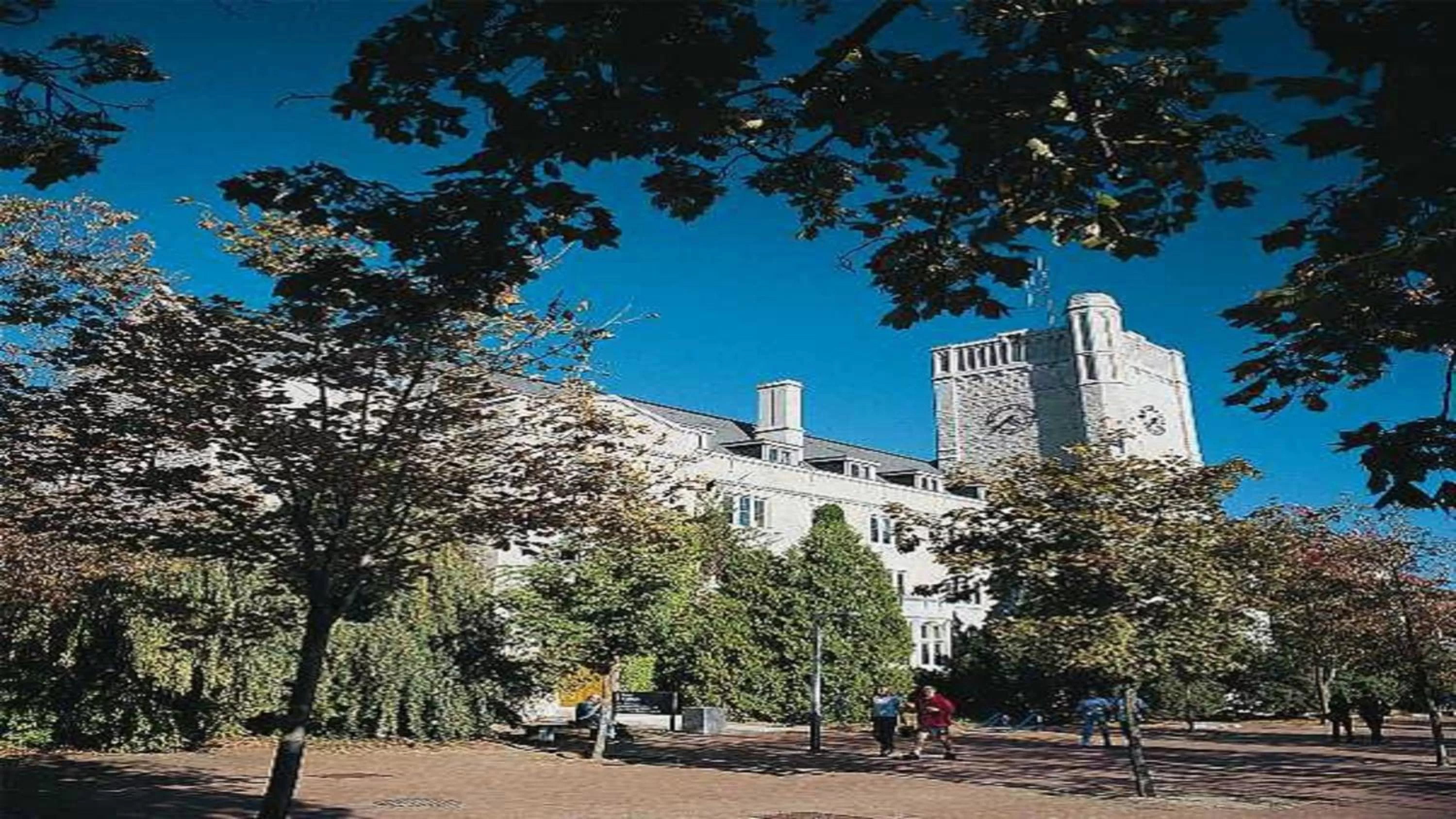 Area and facilities in Staybridge Suites Guelph by IHG