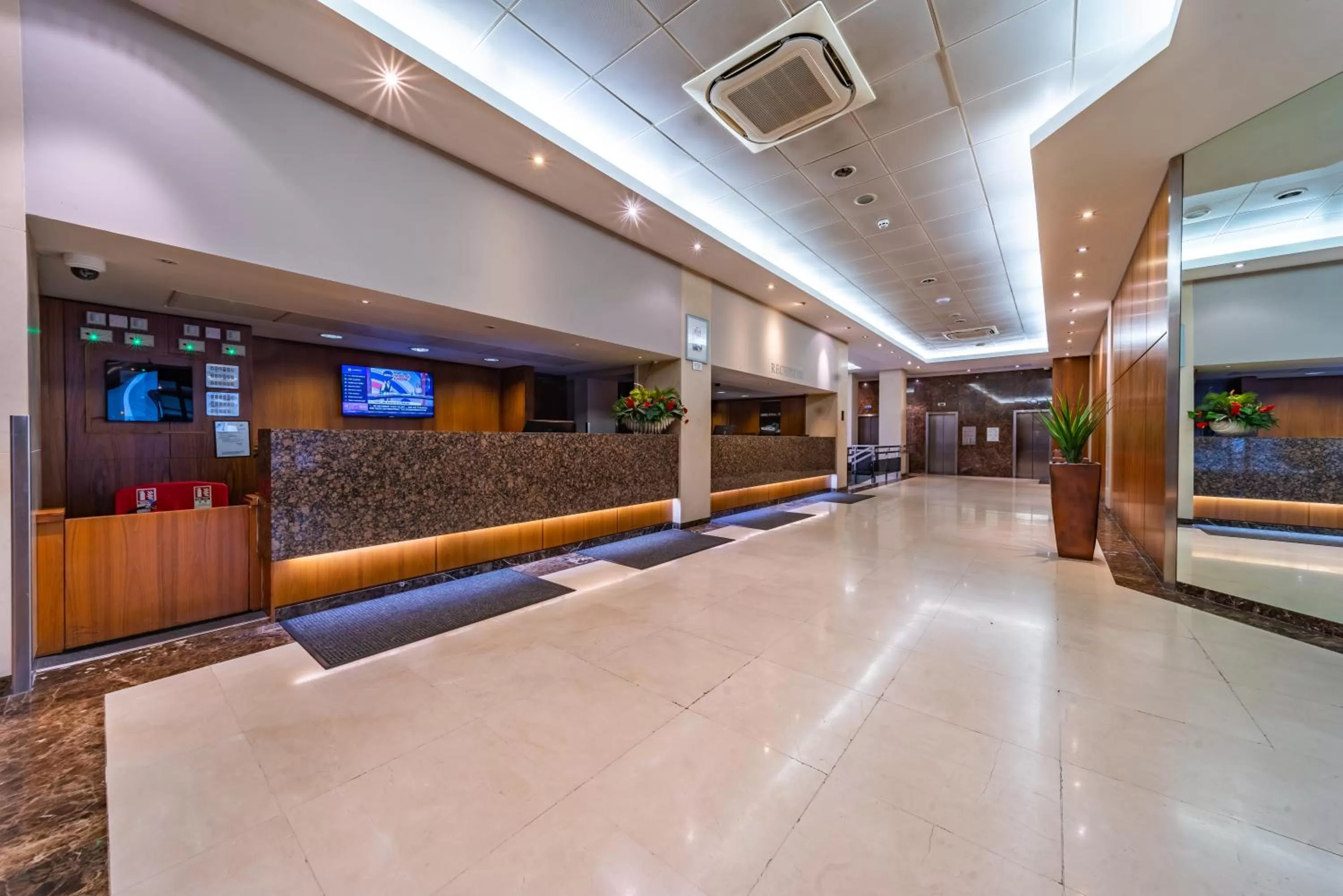 Lobby or reception in Central Park Hotel