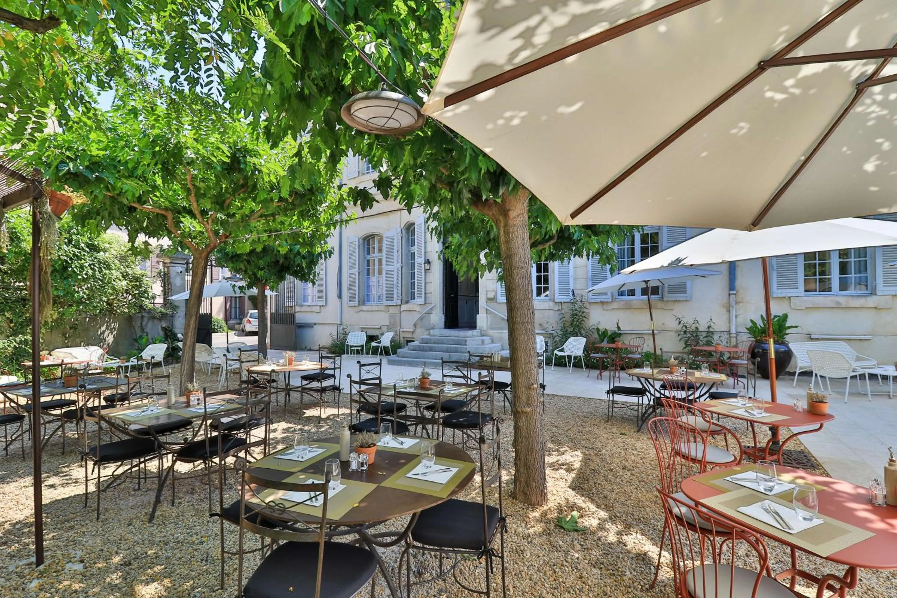 Restaurant/places to eat in Château de Mazan, BW Premier Collection by Best Western