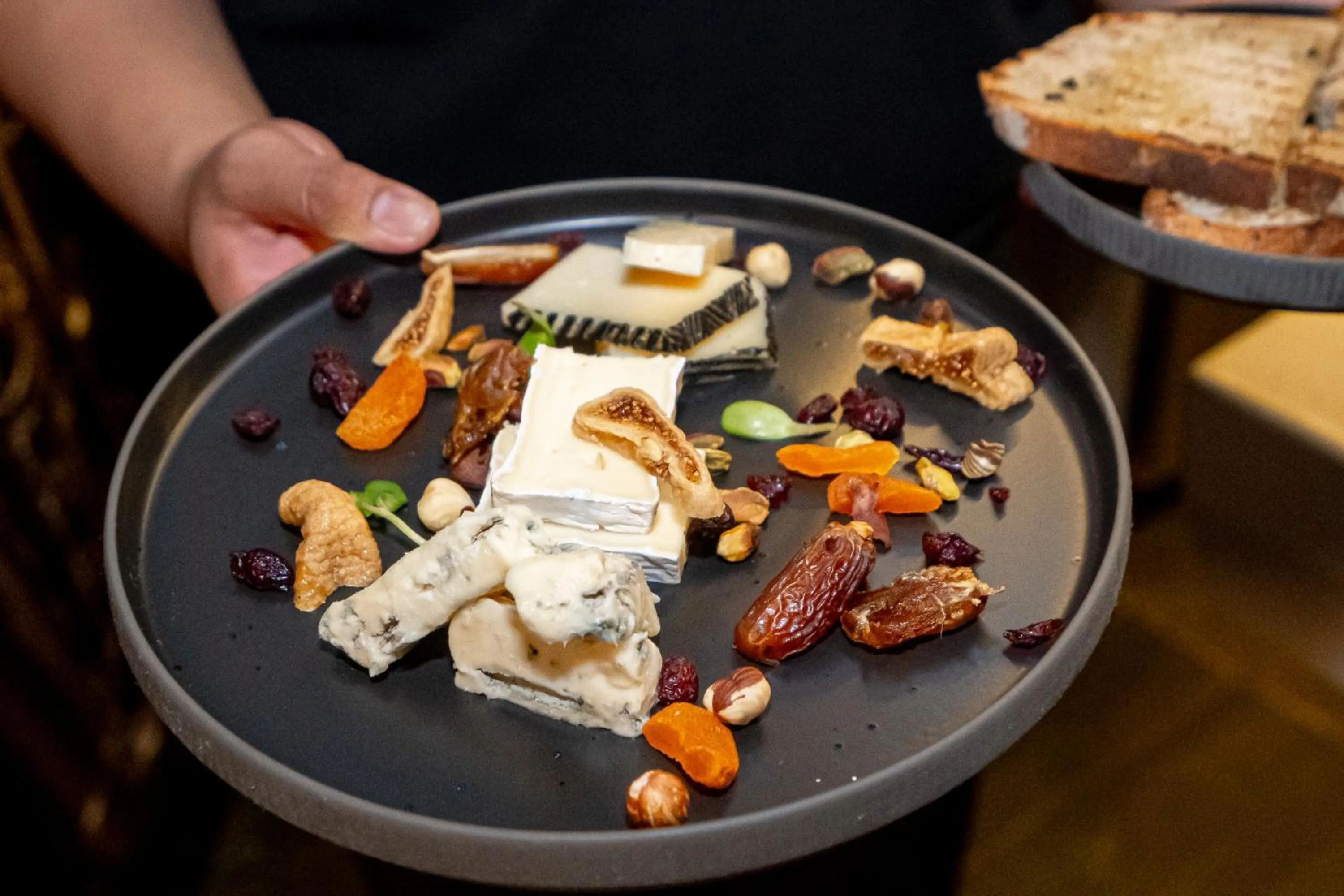 Restaurant/places to eat in The Color Kata