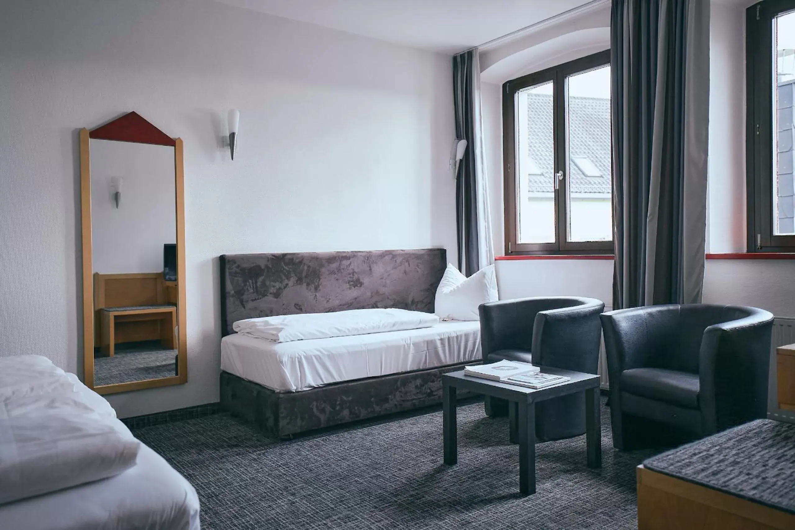 Triple Room in Hotel Roter Hahn Triple Room in Hotel Roter Hahn