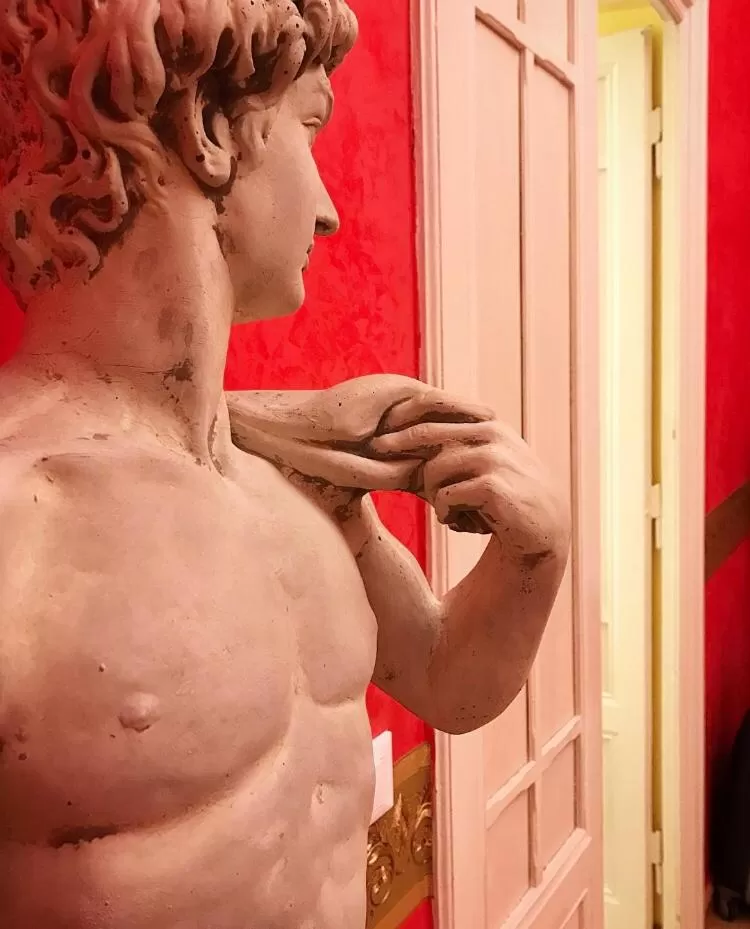 Decorative detail in La Breccia A Porta Pia