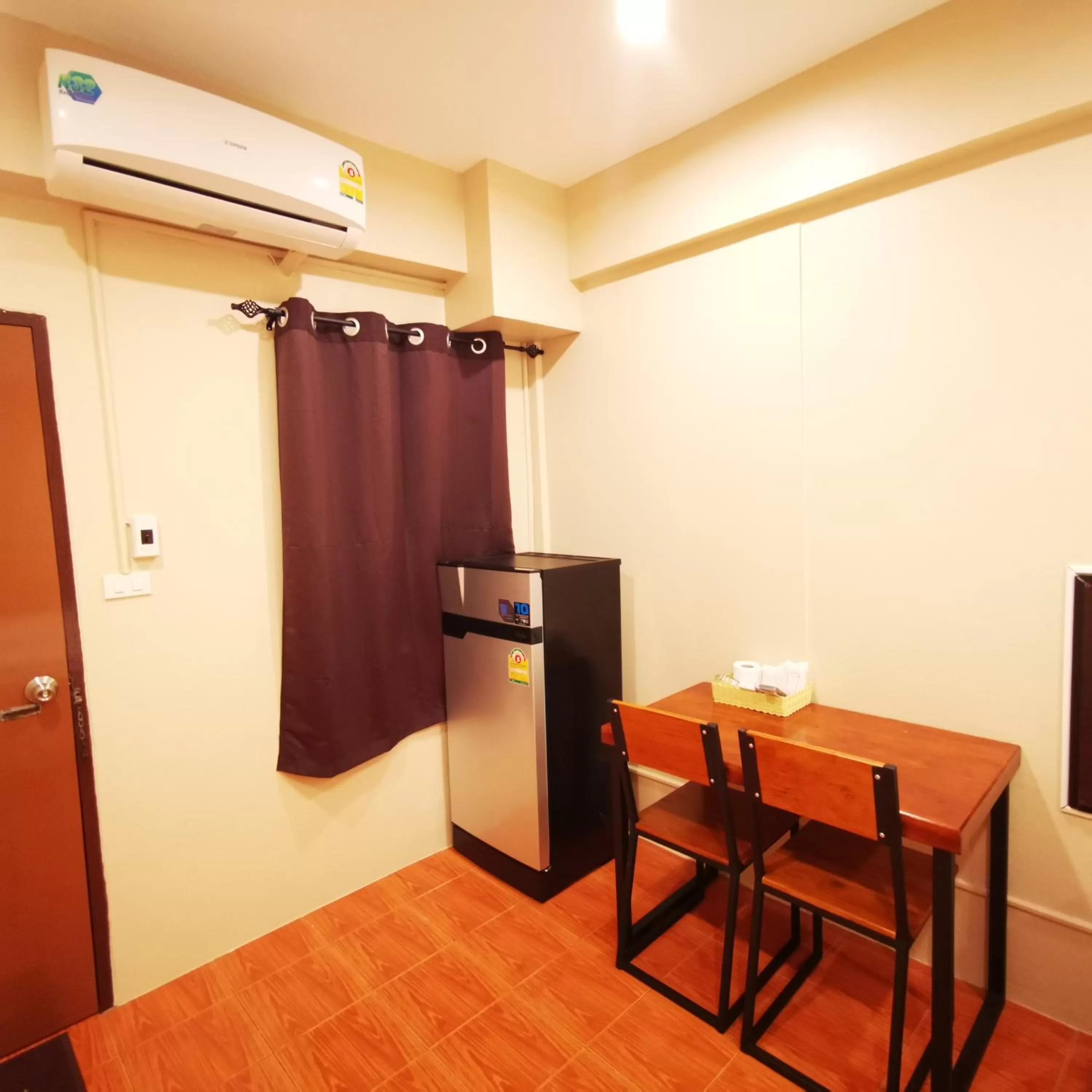 Dining area in KKinn South Pattaya