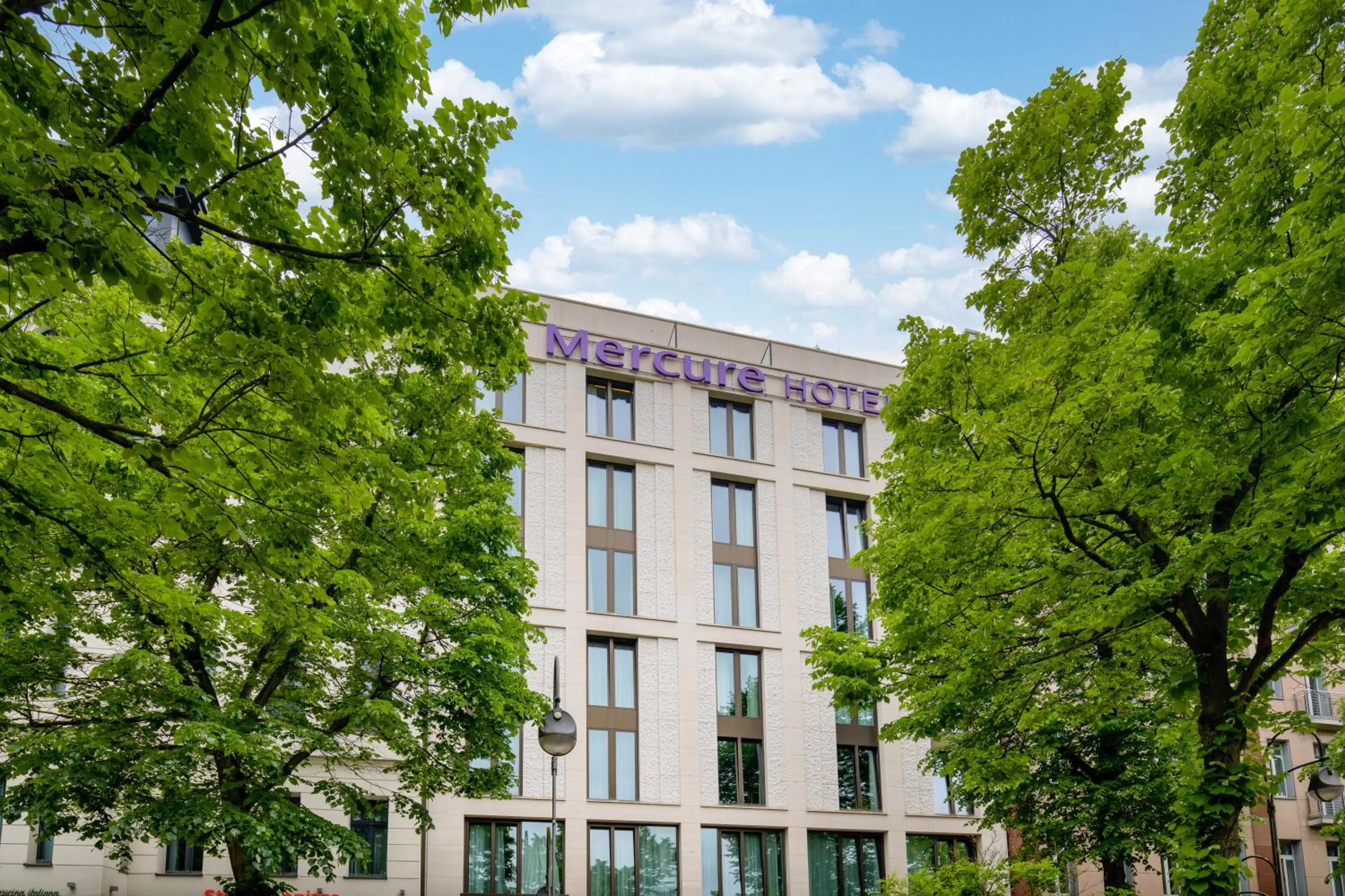 Property building in MERCURE Hotel Berlin Wittenbergplatz