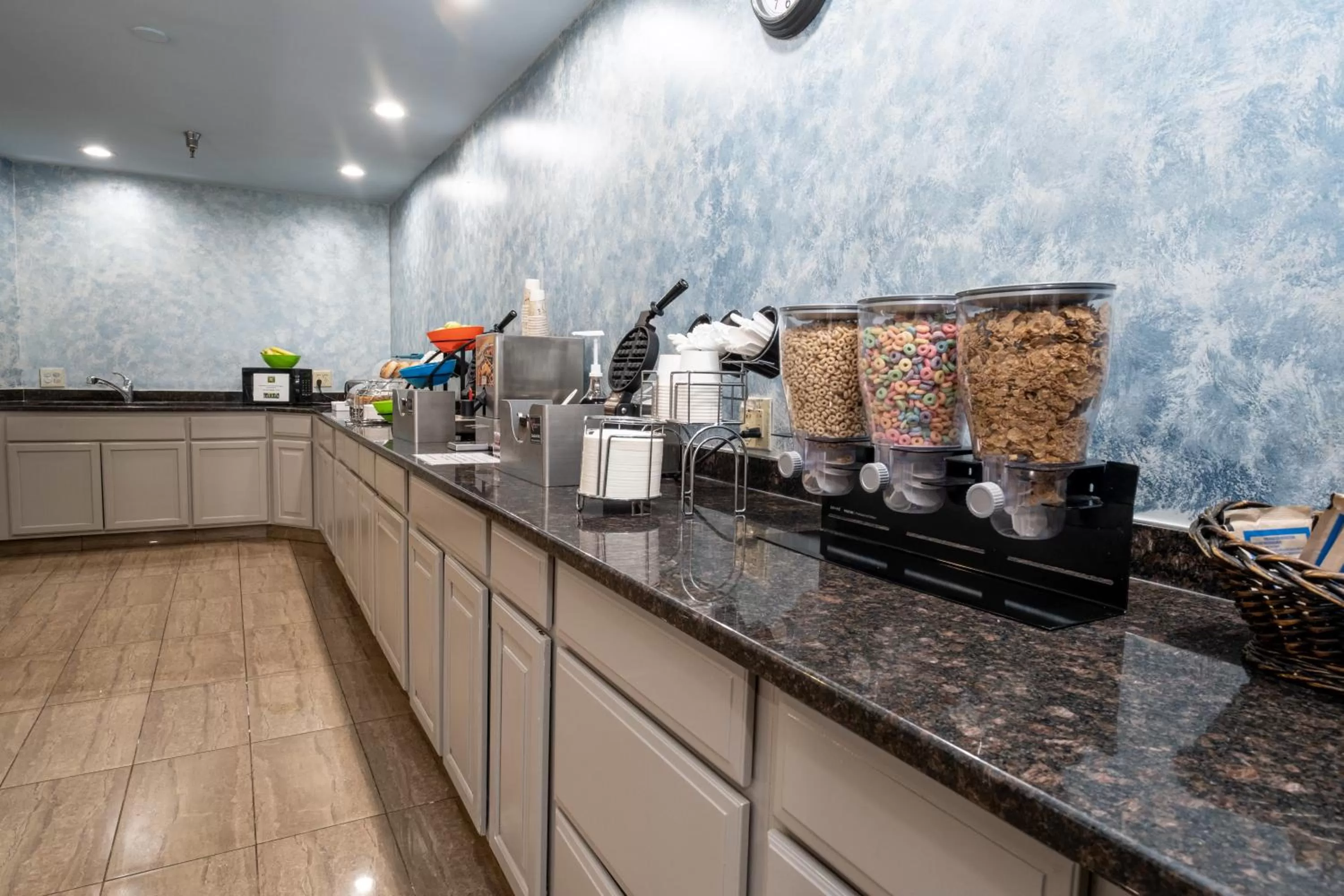 Continental breakfast in Hilltop Inn & Suites, near Foxwoods Casino