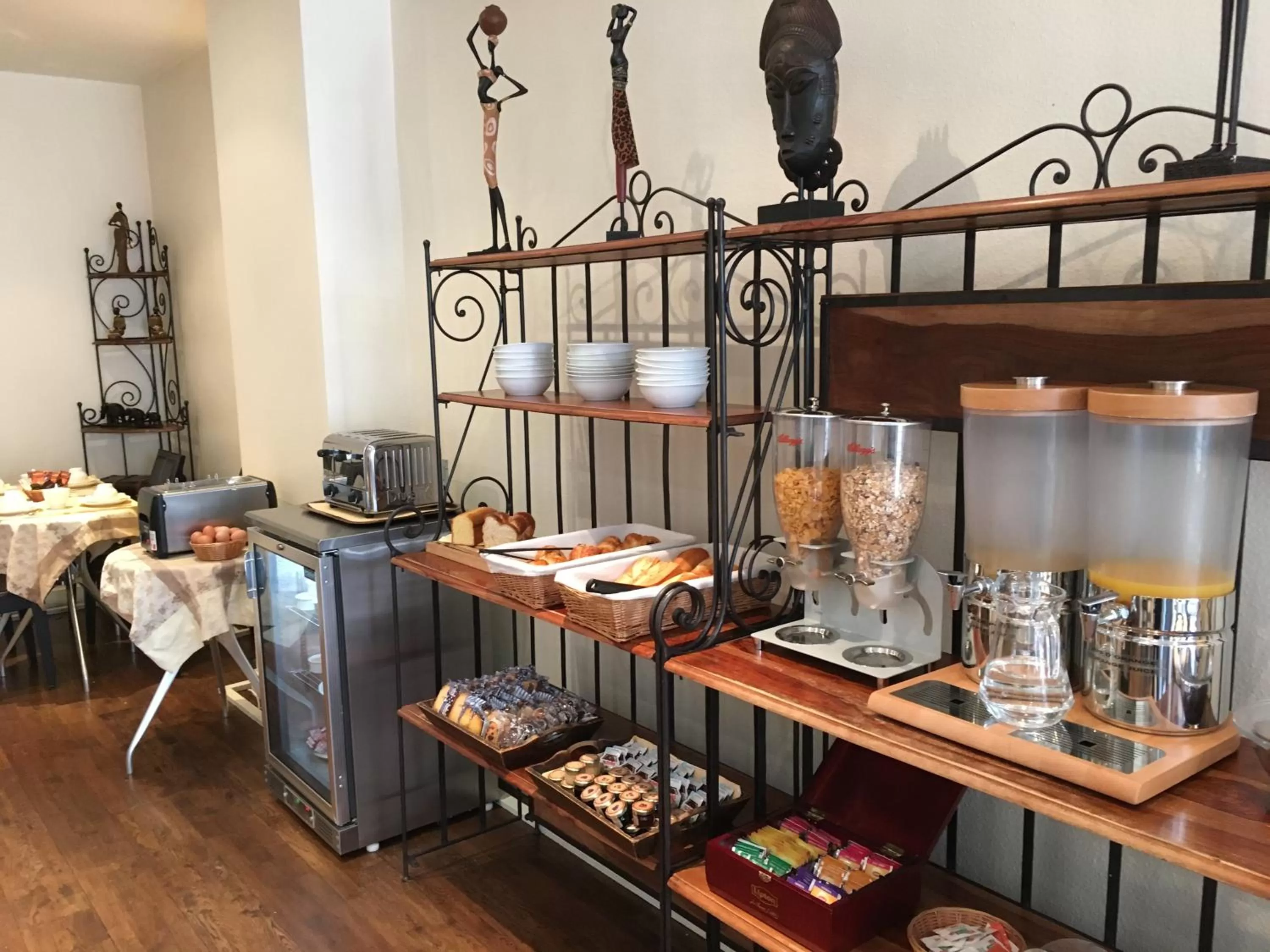 Buffet breakfast in Hotel Antin St Georges