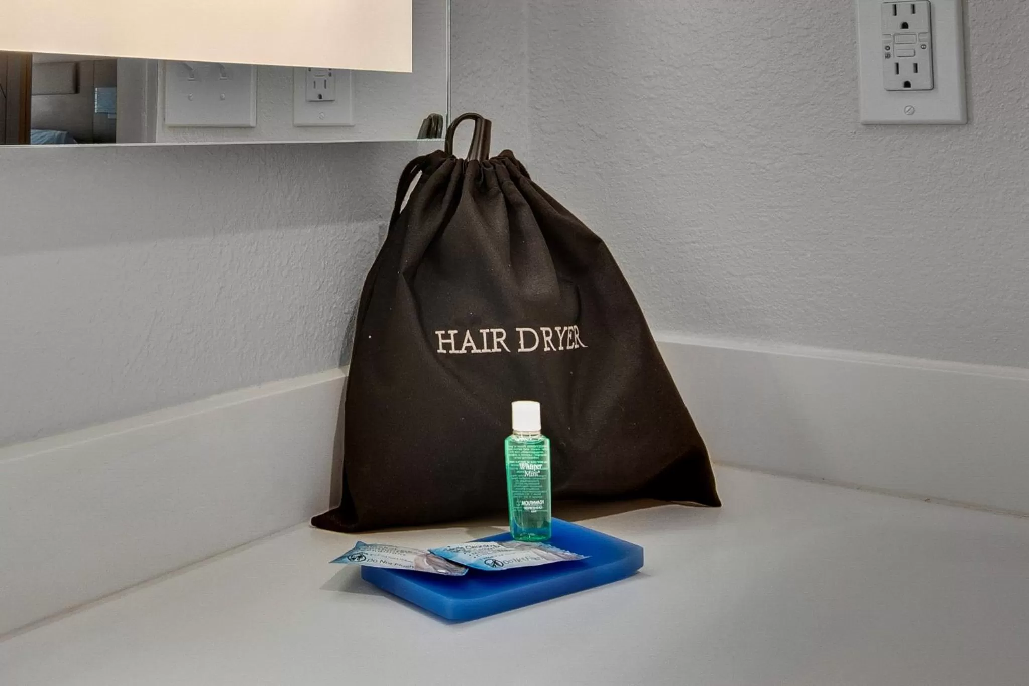 King Suite - Communications Accessible in Holiday Inn Express Destin E - Commons Mall Area, an IHG Hotel