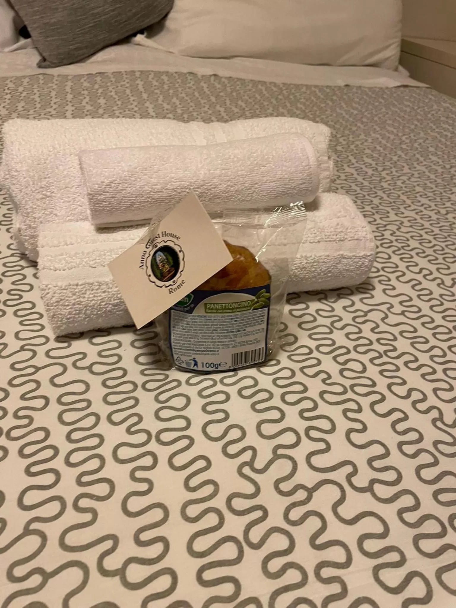 Bed in Anna Guest House