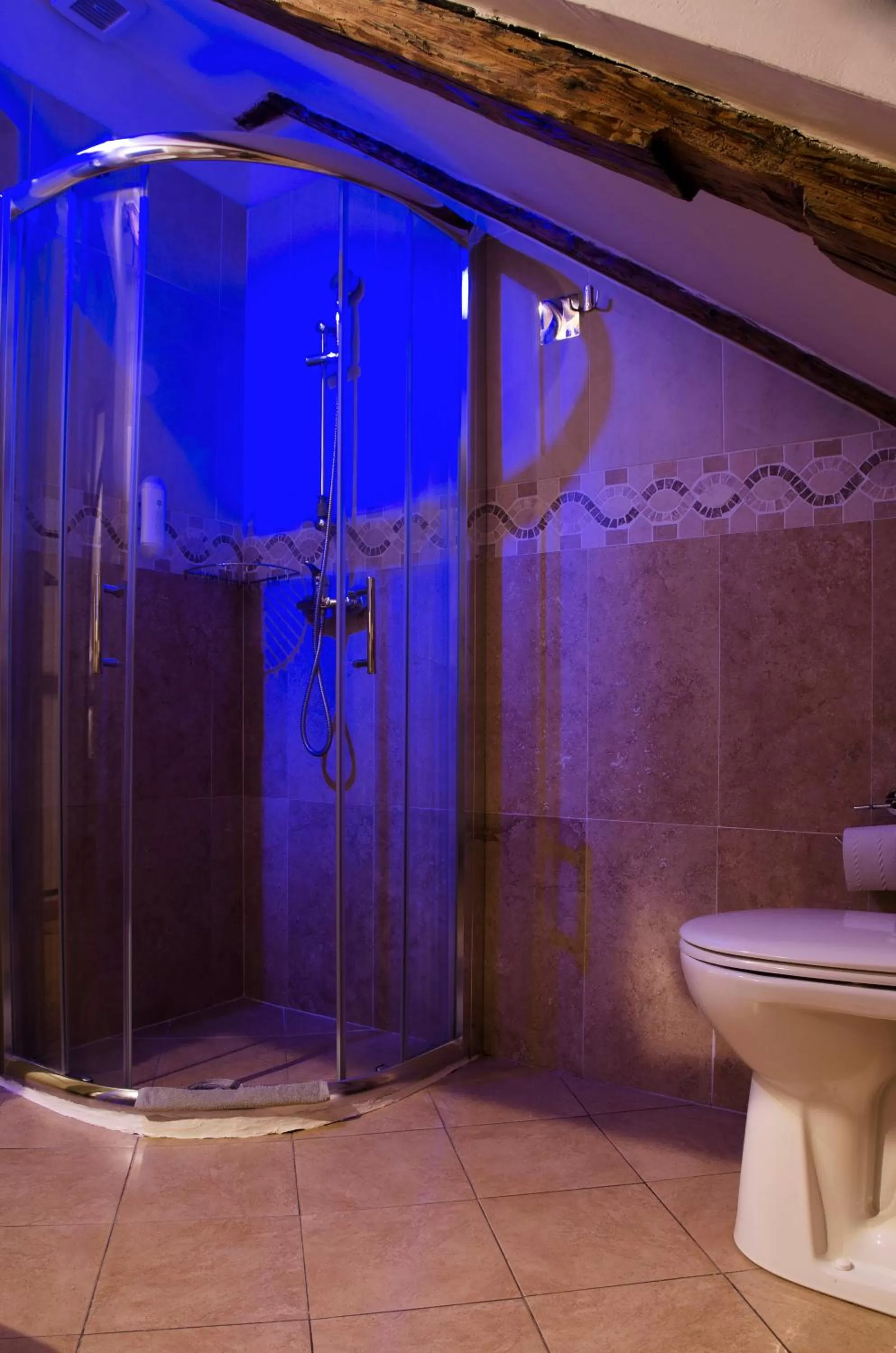 Bathroom in Dolce Vita Suites Boutique