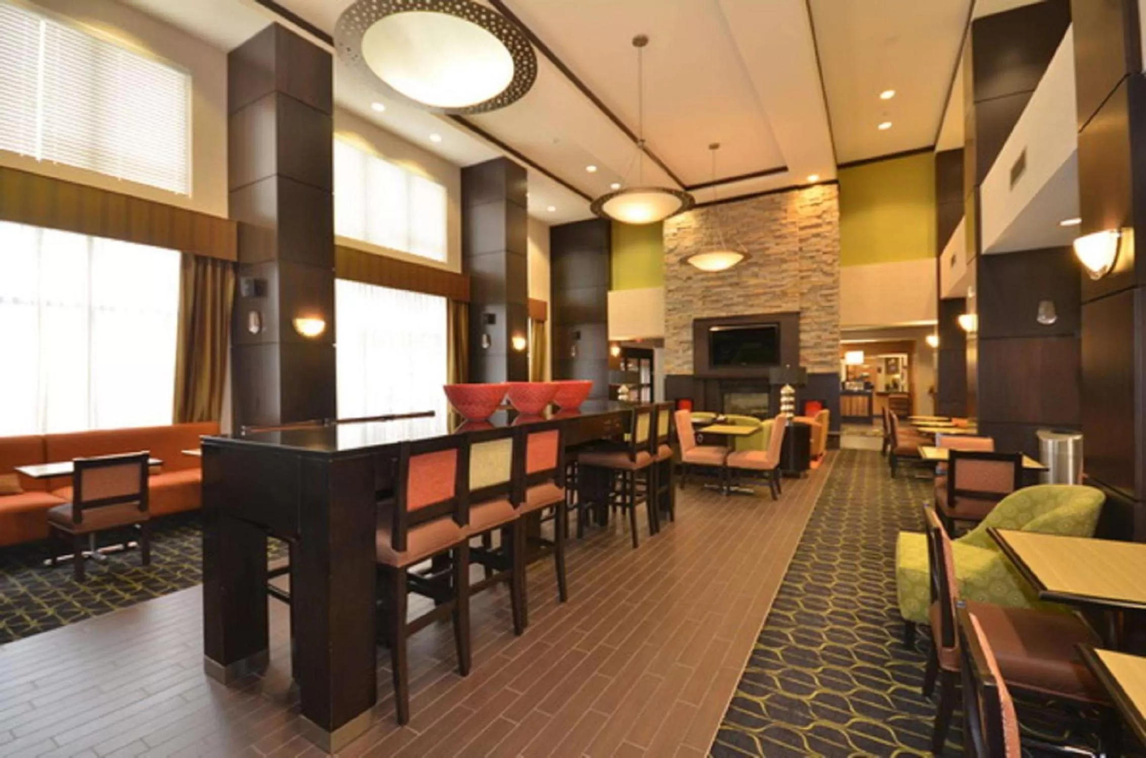 Lobby or reception in Hampton Inn and Suites Tulsa/Catoosa