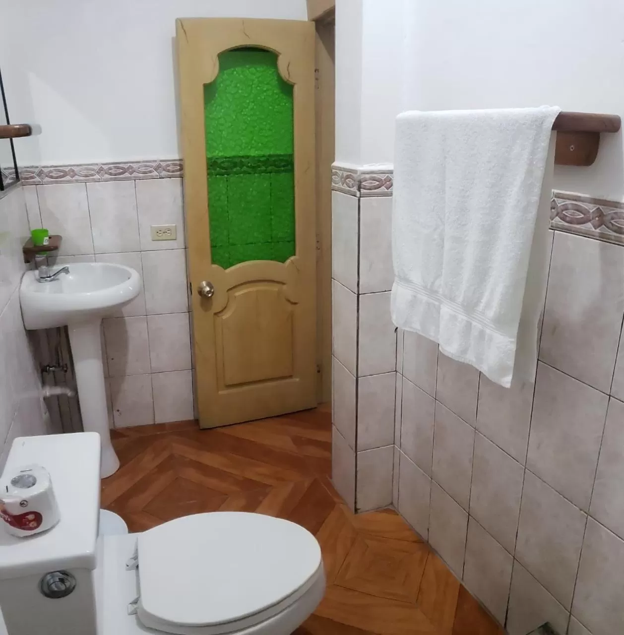 Bathroom in Hotel Crossman