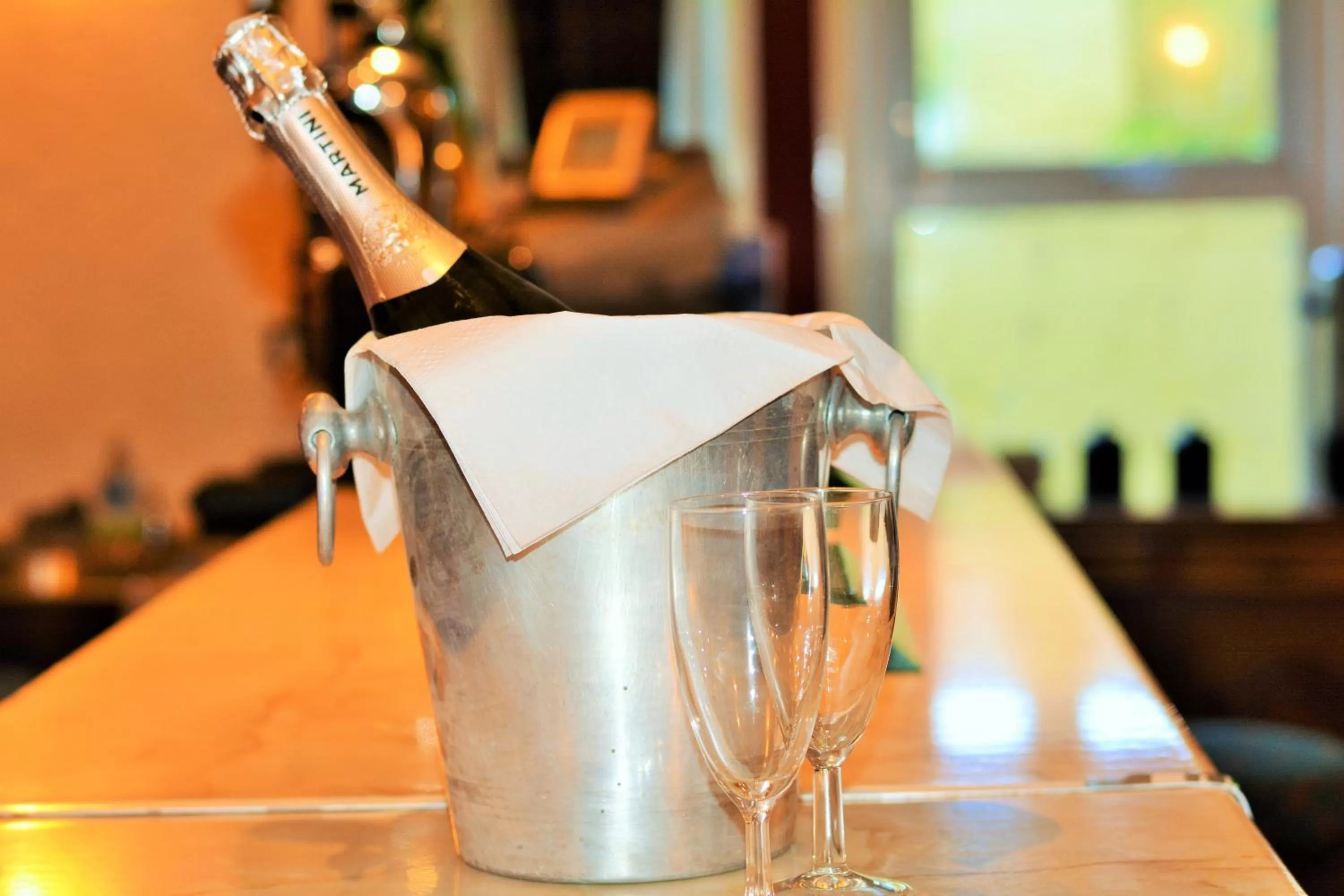 Alcoholic drinks in Four Saints Brig Y Don Hotel