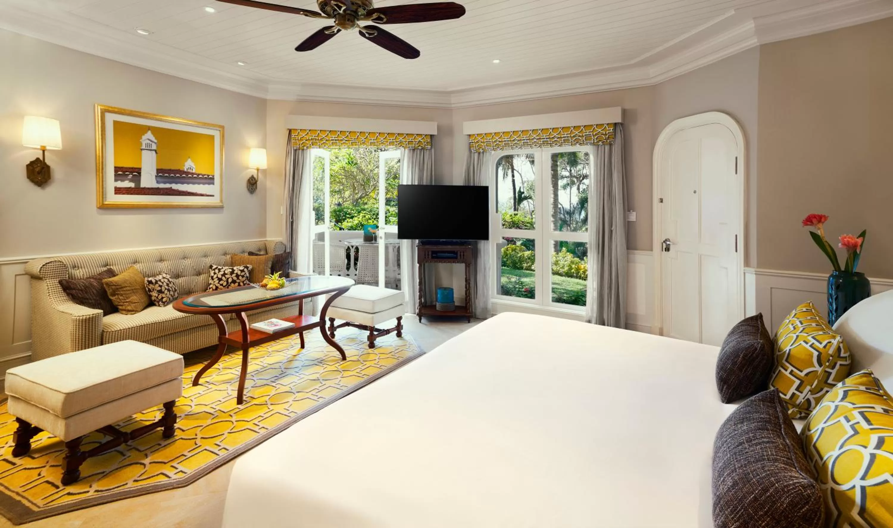 Photo of the whole room, Bed in Taj Fort Aguada Resort & Spa, Goa