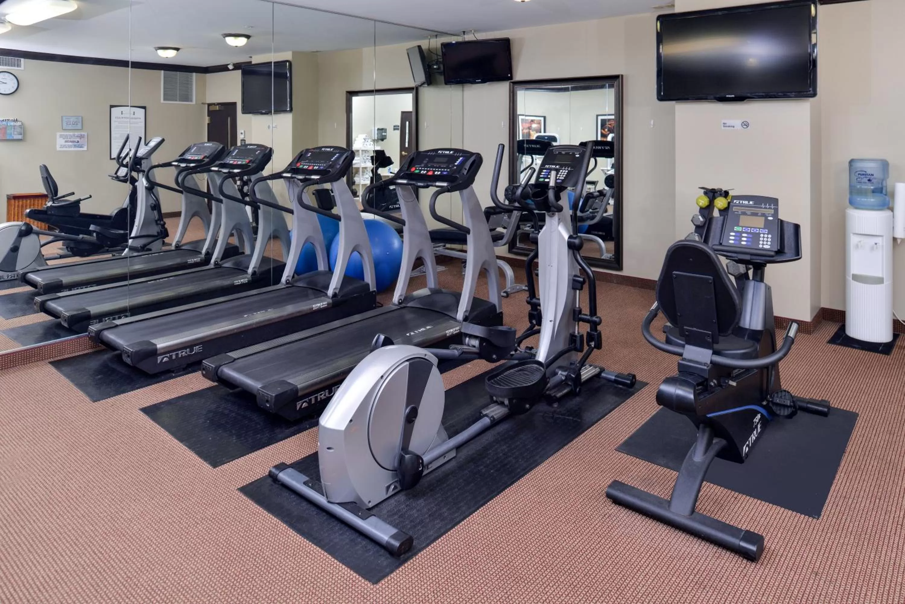 Fitness centre/facilities in Staybridge Suites O'Fallon Chesterfield by IHG
