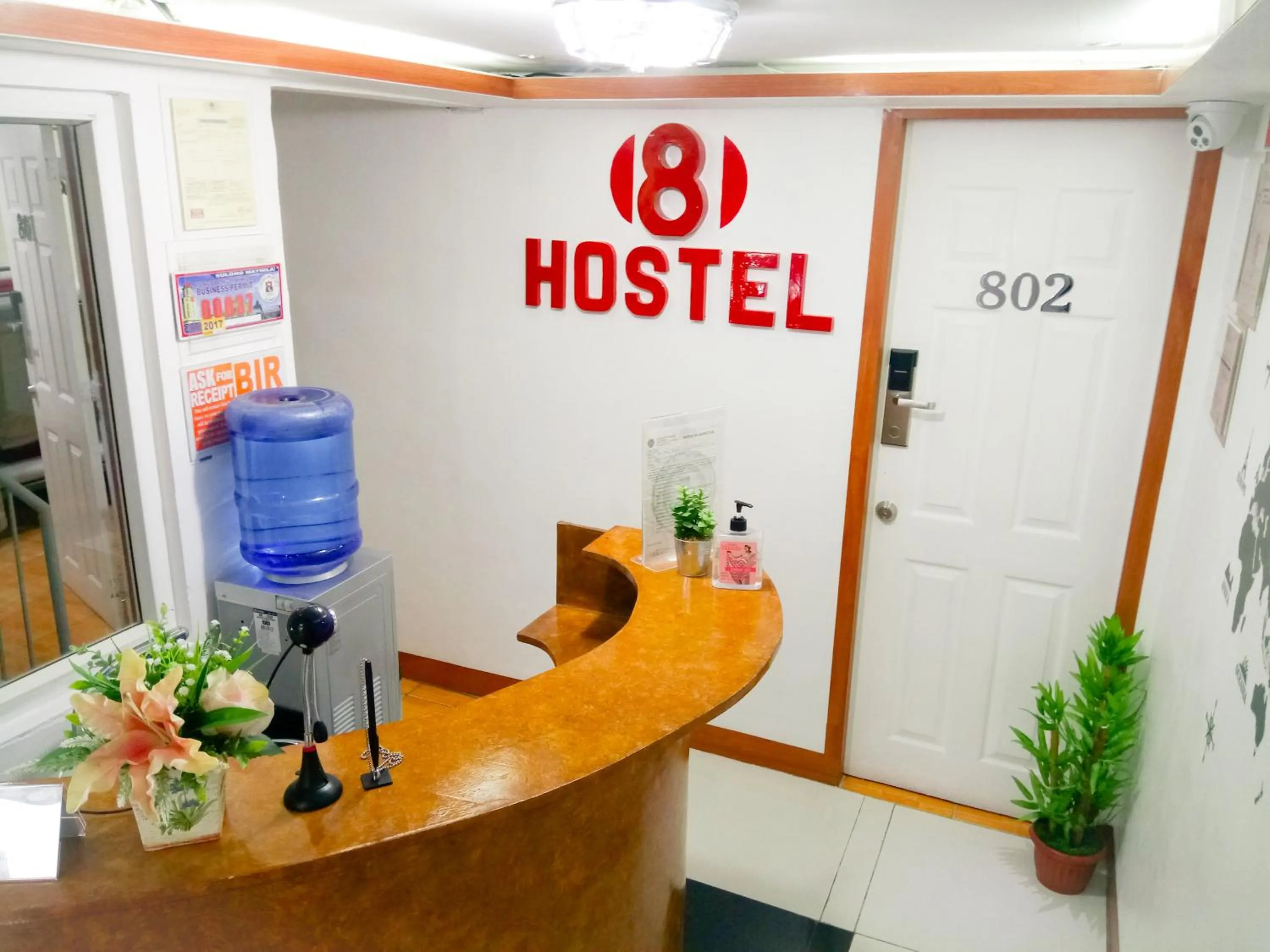 Lobby or reception in 8Hostel