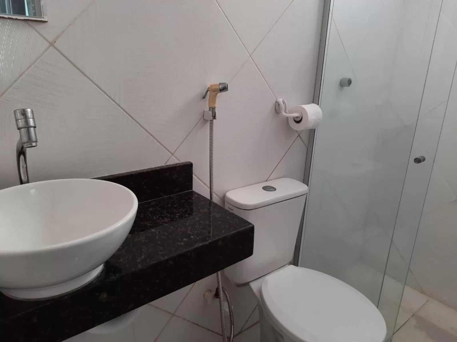 Bathroom in Pousada Corais da Barra