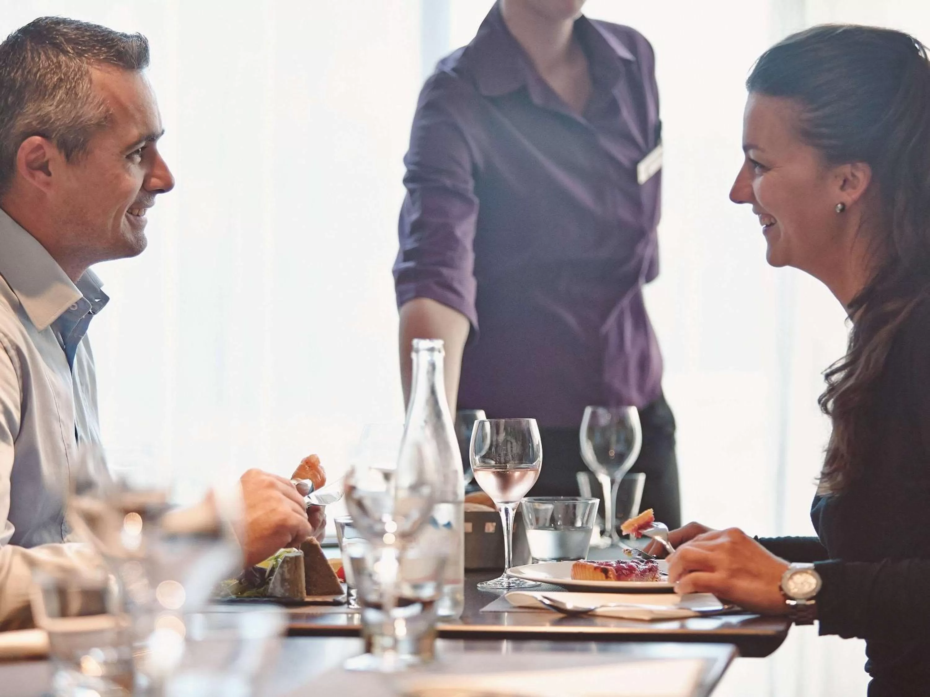 Restaurant/places to eat in Novotel Paris Nord Expo Aulnay