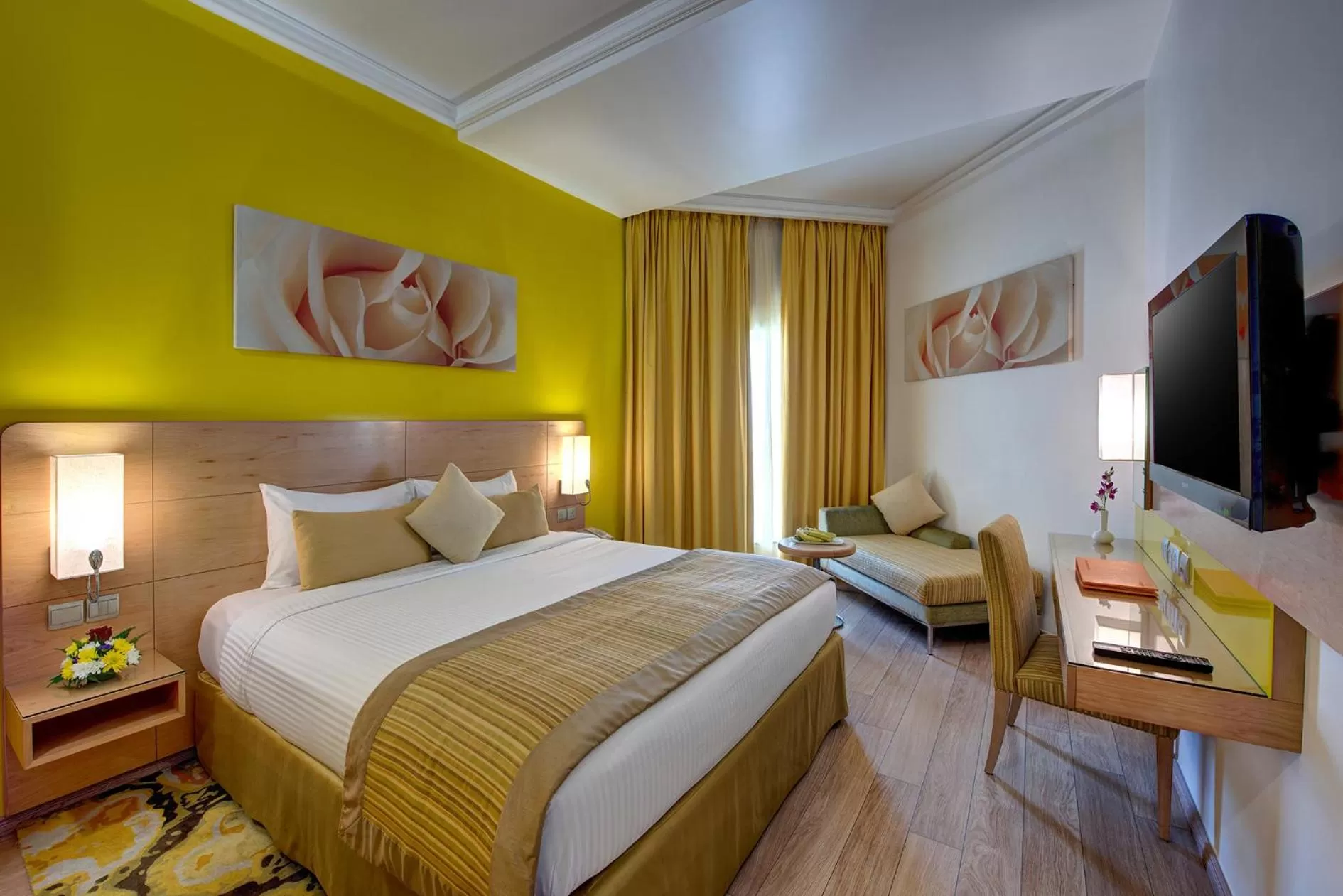 Bedroom, Bed in Al Khoory Executive Hotel, Al Wasl