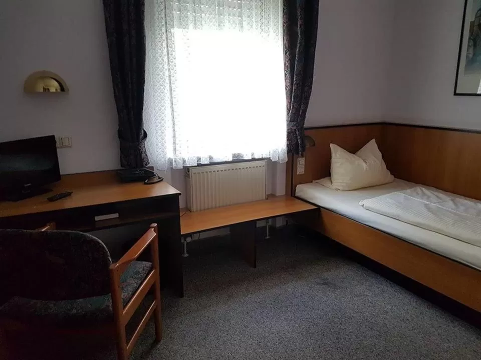 Photo of the whole room in Traube Hotel Oeffingen