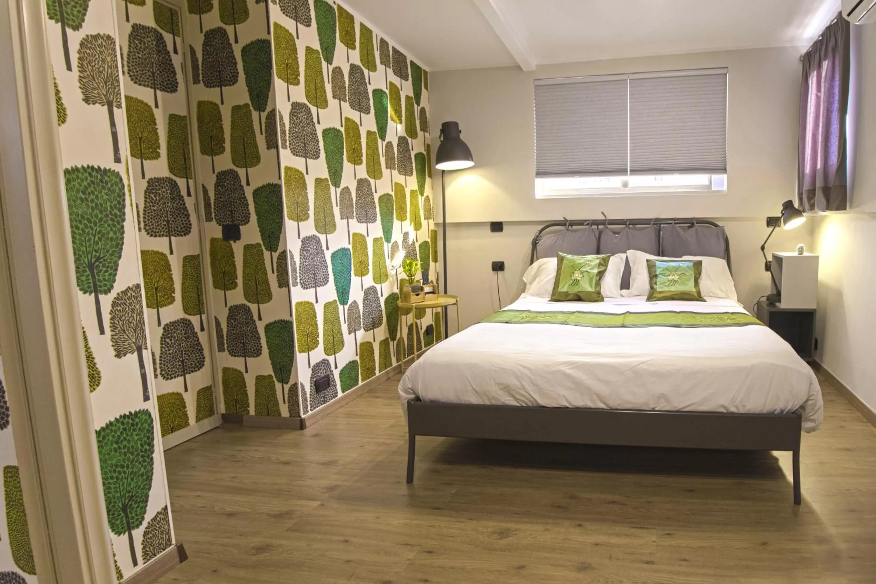 Shower, Bed in B&B San Carlo