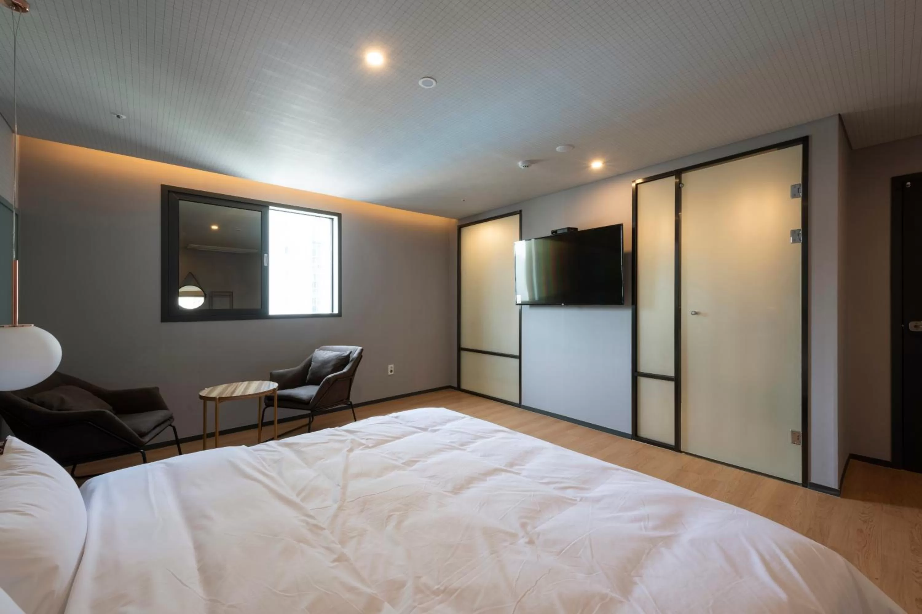 Bedroom, Bed in Seomyeon Brown-dot hotel Gold
