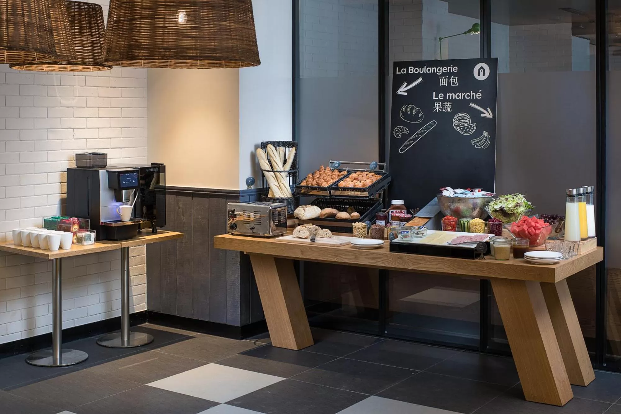 Buffet breakfast in Campanile Hotel - Shanghai Jing'an Temple