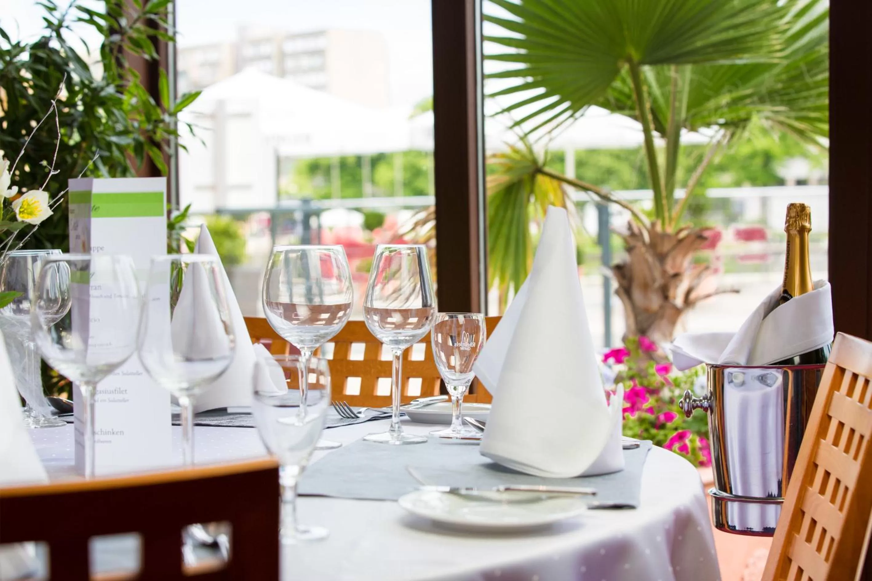 Restaurant/places to eat in Montana Parkhotel Marl