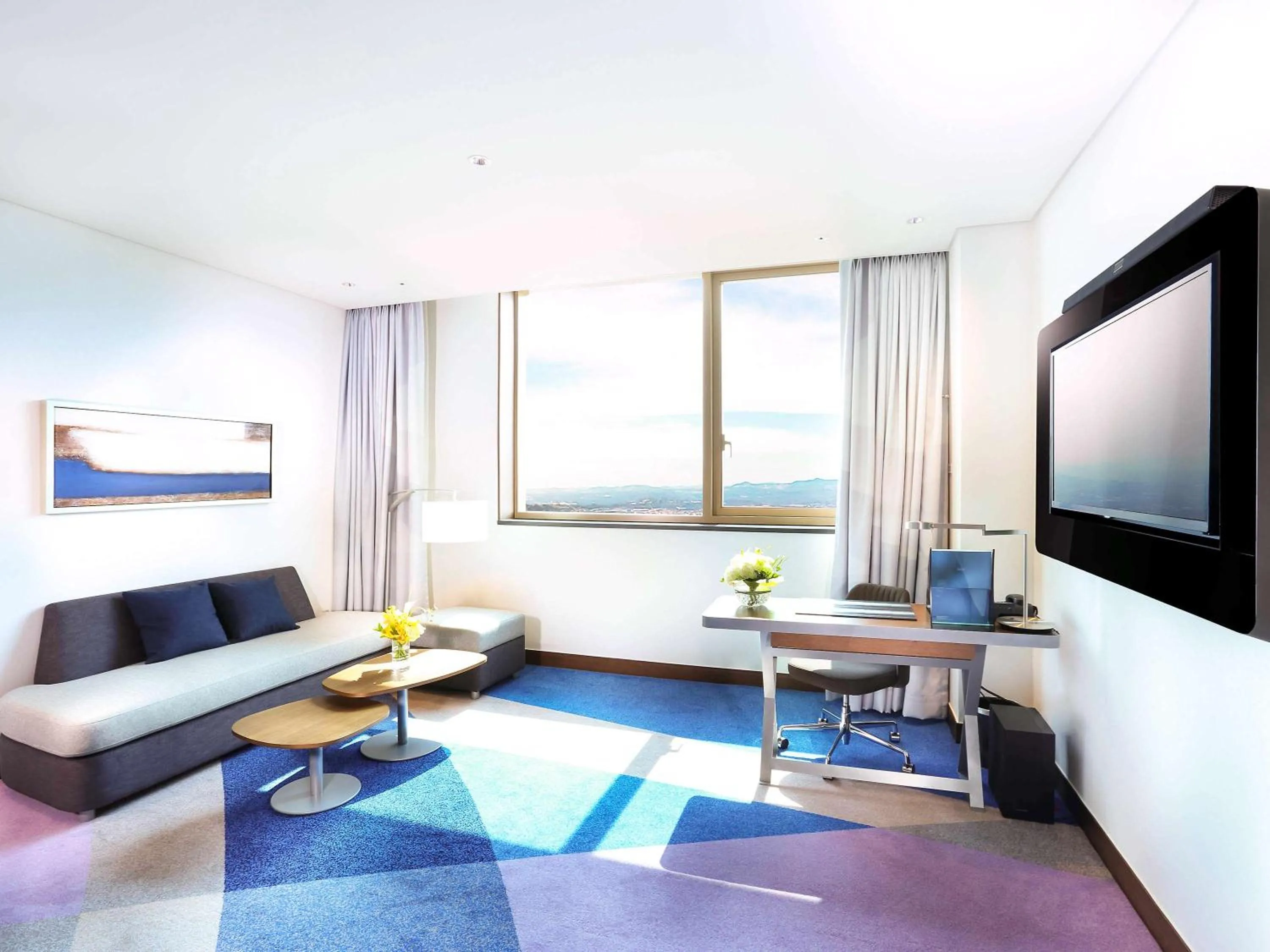 Photo of the whole room in Novotel Ambassador Suwon